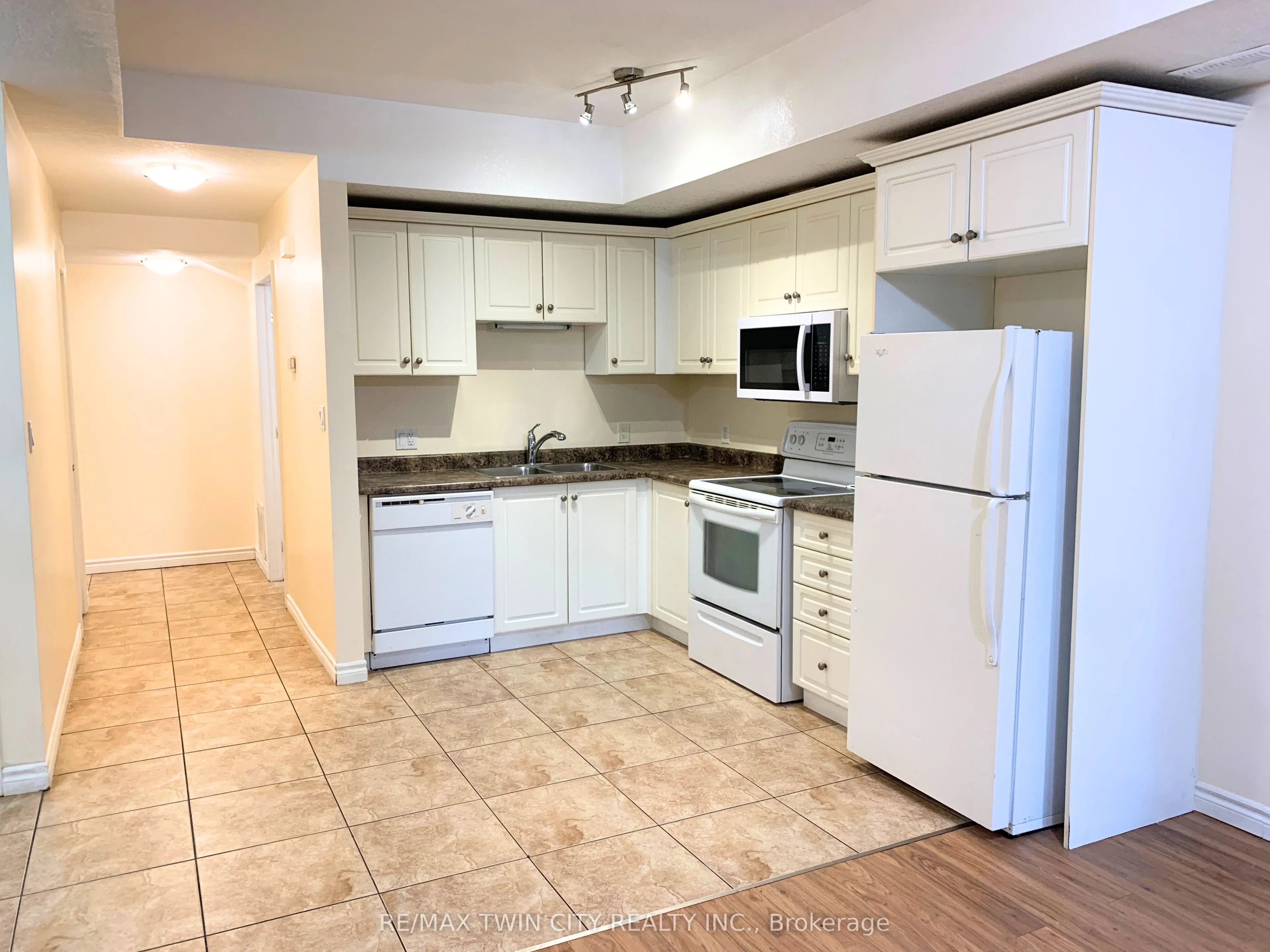 77A Florence Avenue