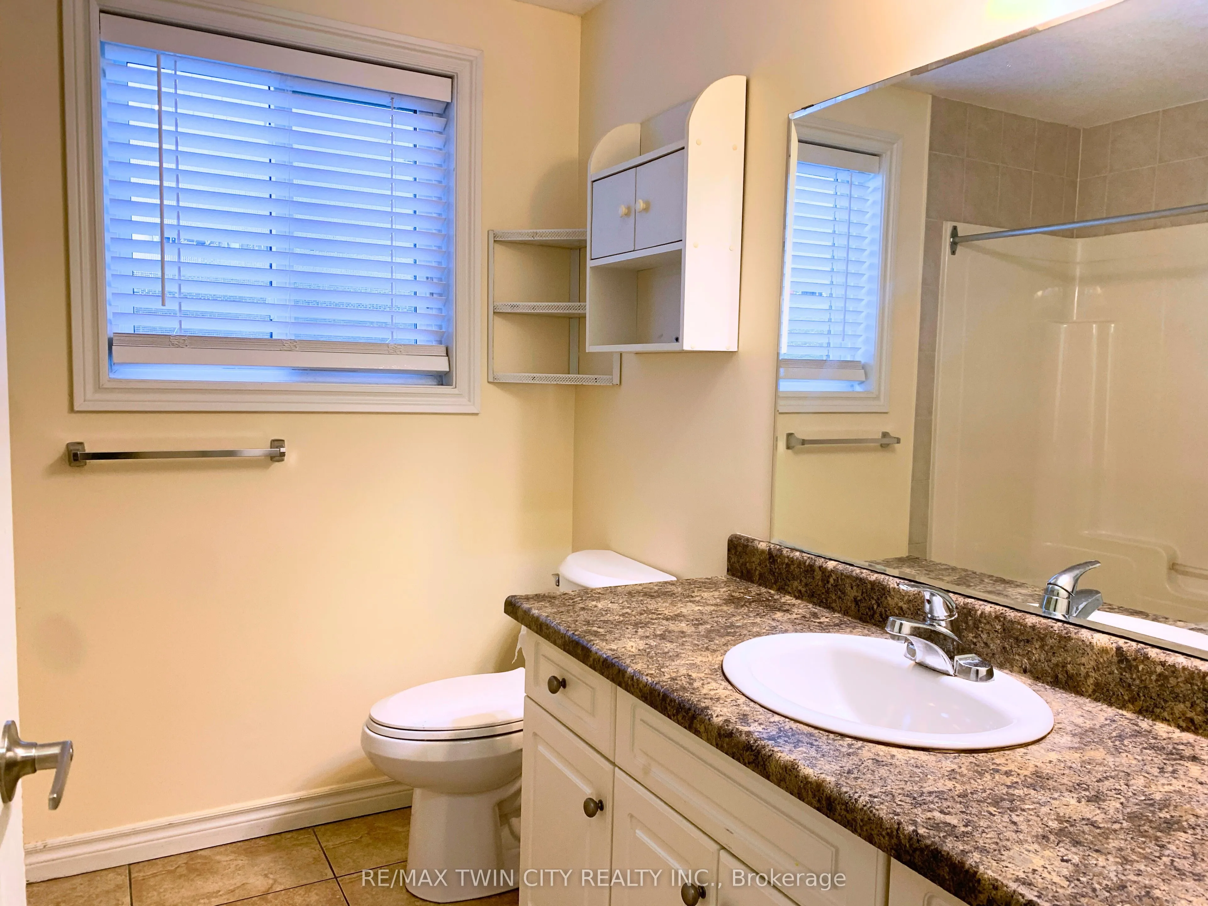 77A Florence Avenue