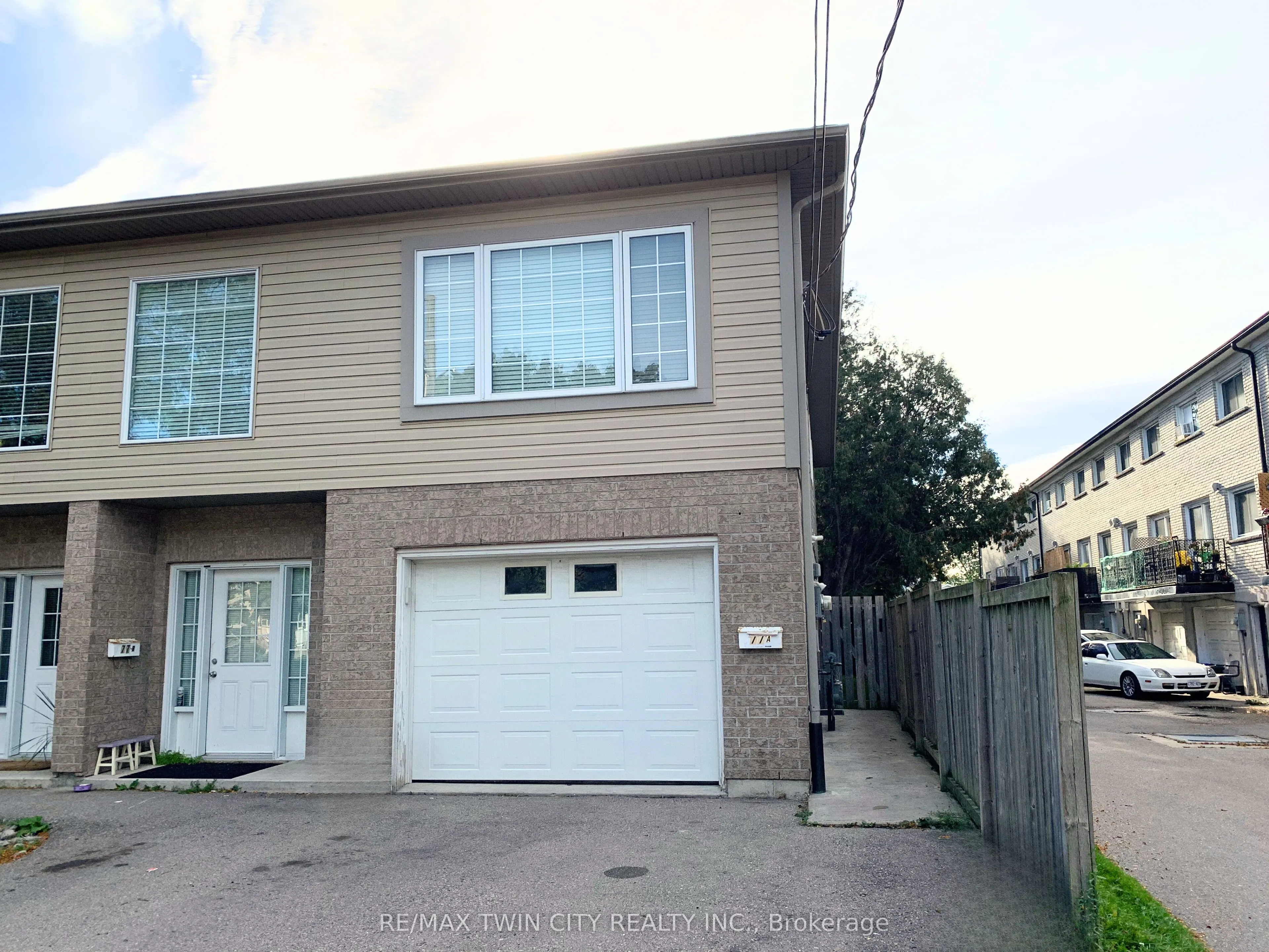 77A Florence Avenue