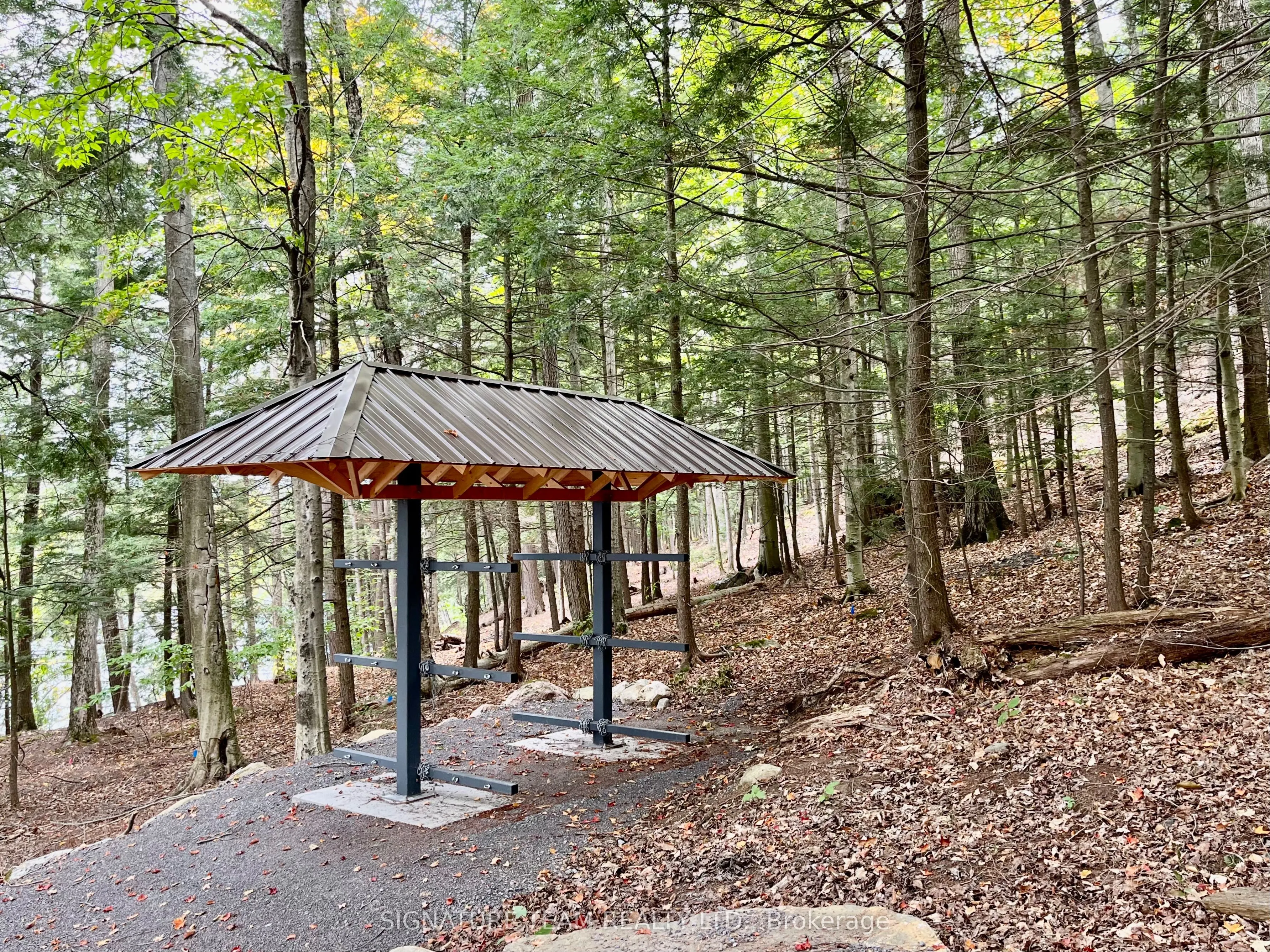 131 SHADY MAPLE Road