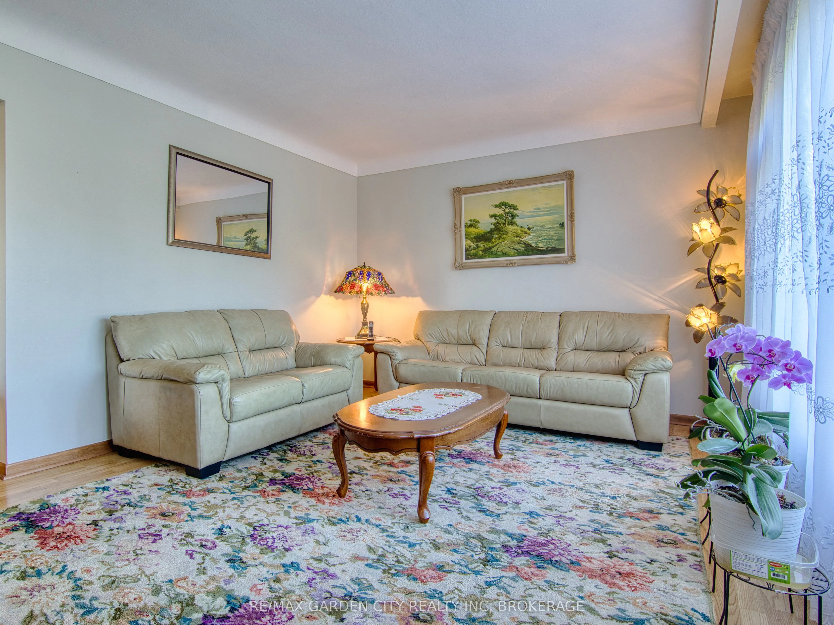 4095 Montcalm Crescent