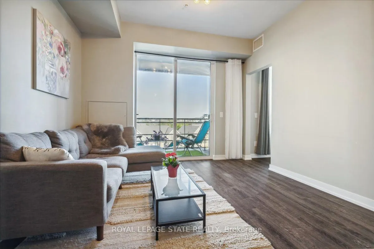 10 Esplanade Lane, #511