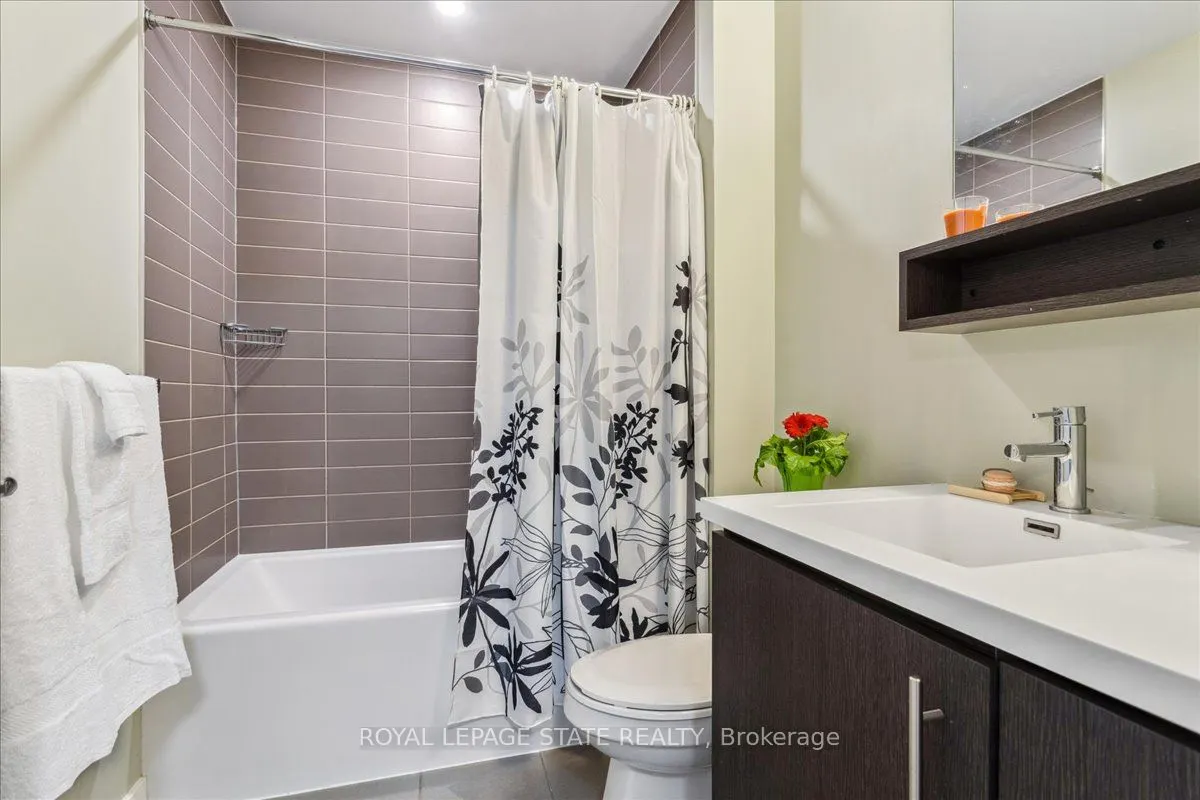 10 Esplanade Lane, #511