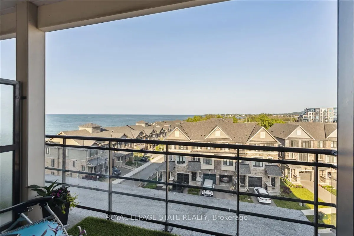 10 Esplanade Lane, #511