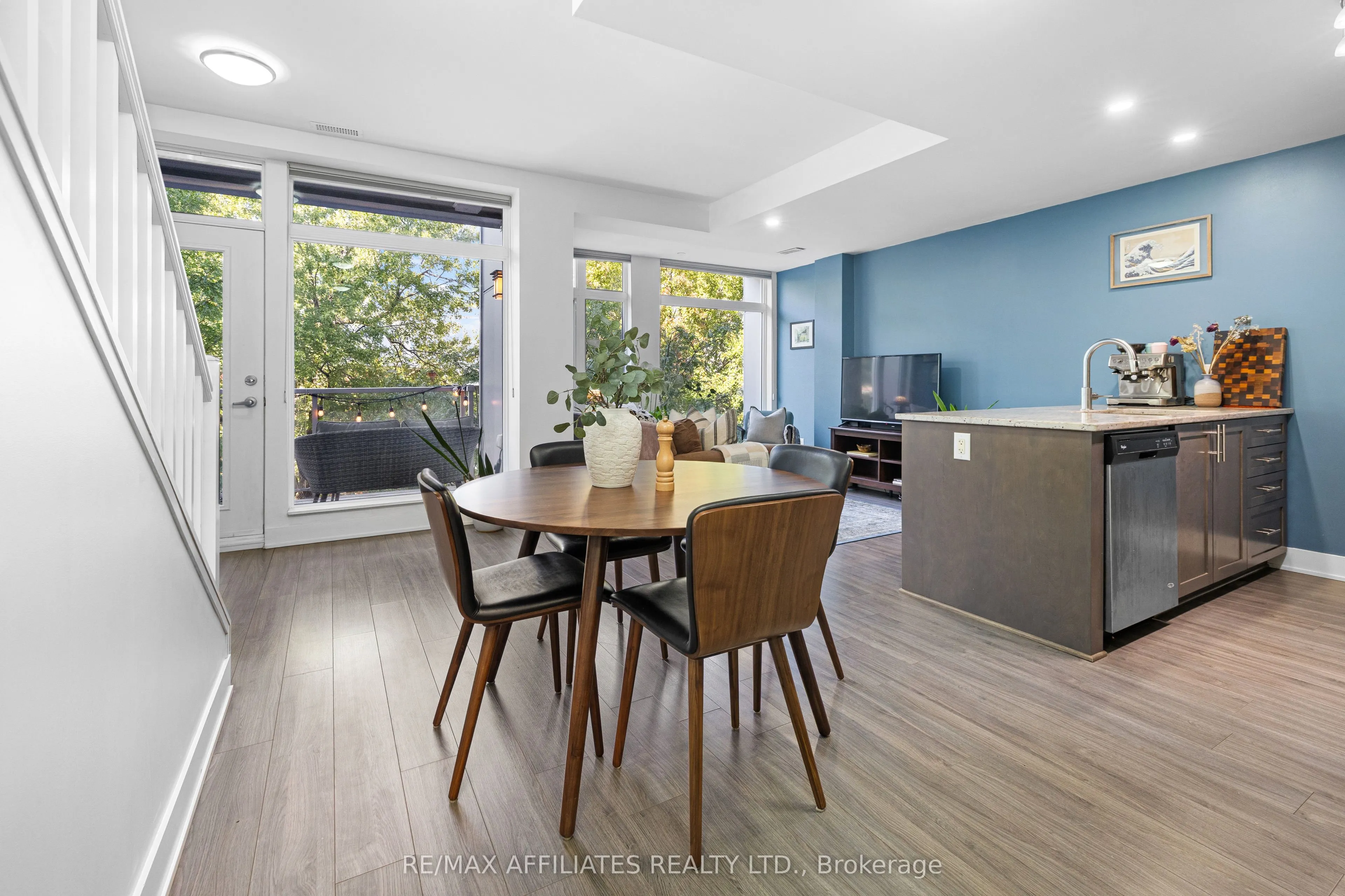 104 Holmwood Avenue, #4