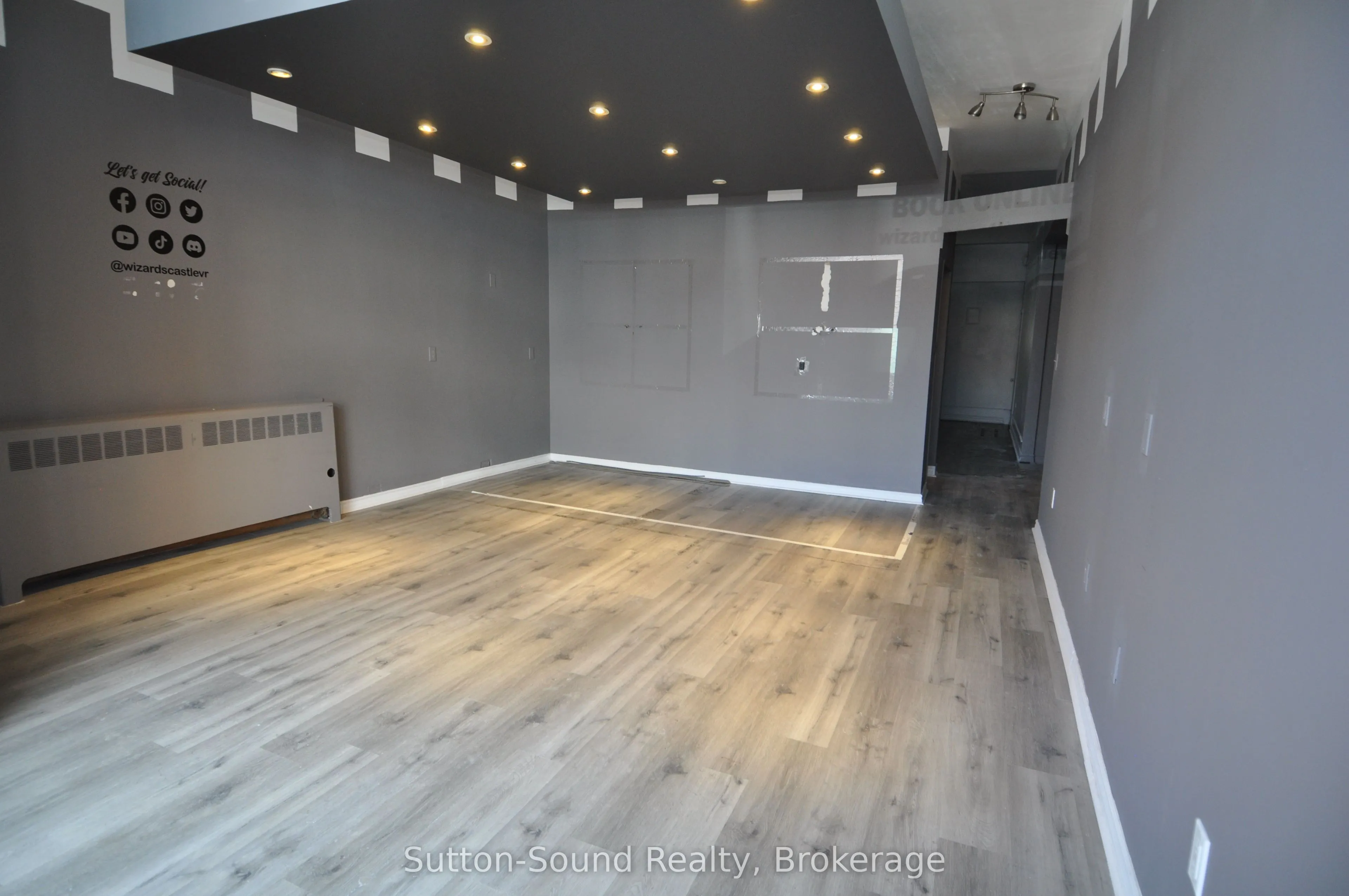 239 8th Street E