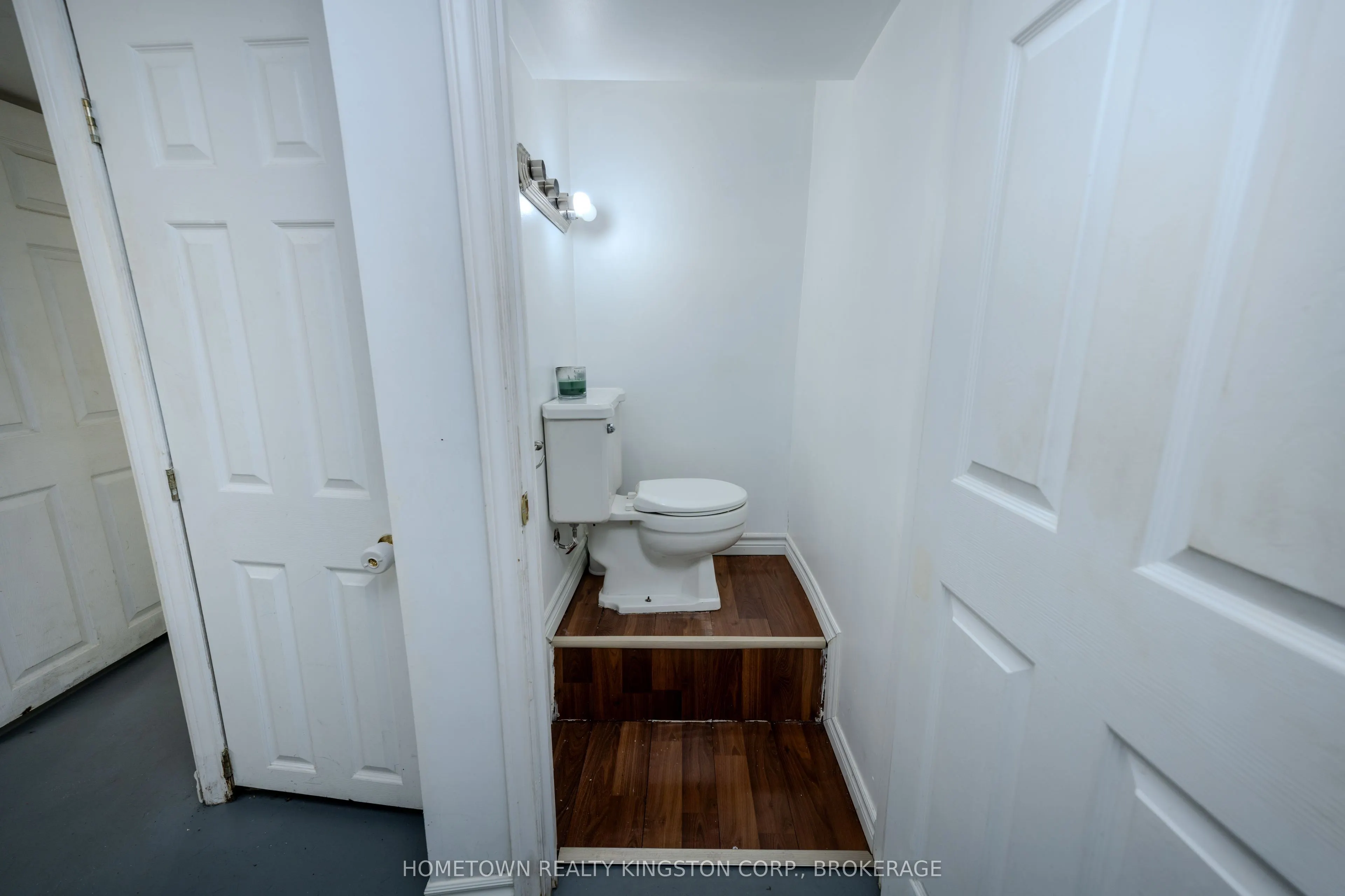 983 Oakview Avenue, #66