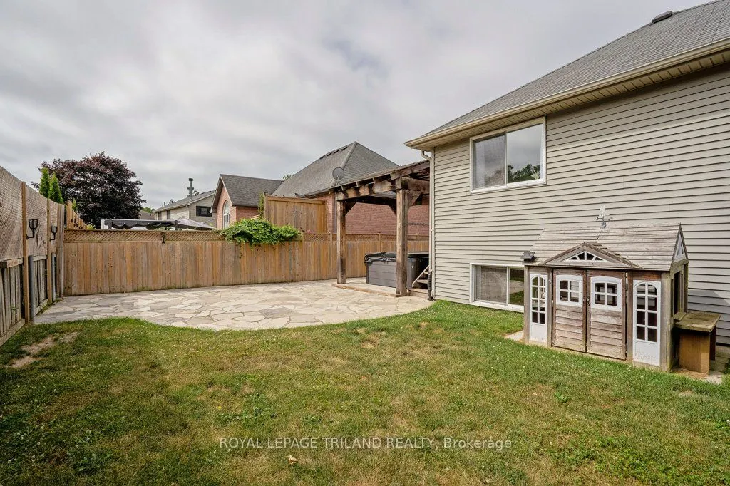 307 Frances Street