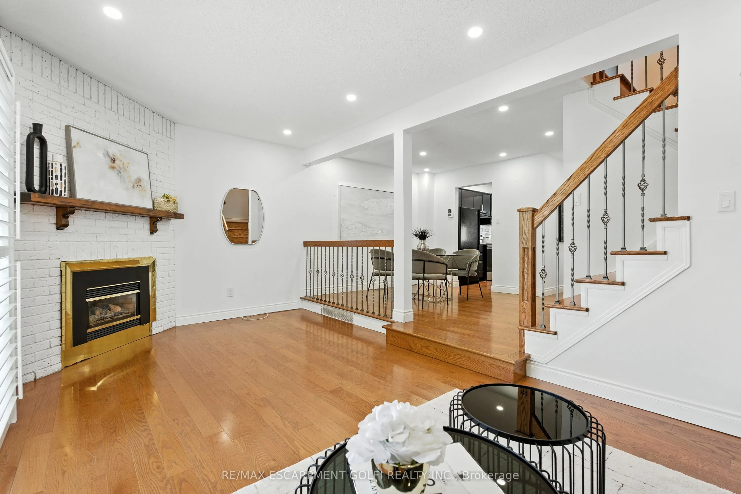 800 Upper Paradise Road, #40