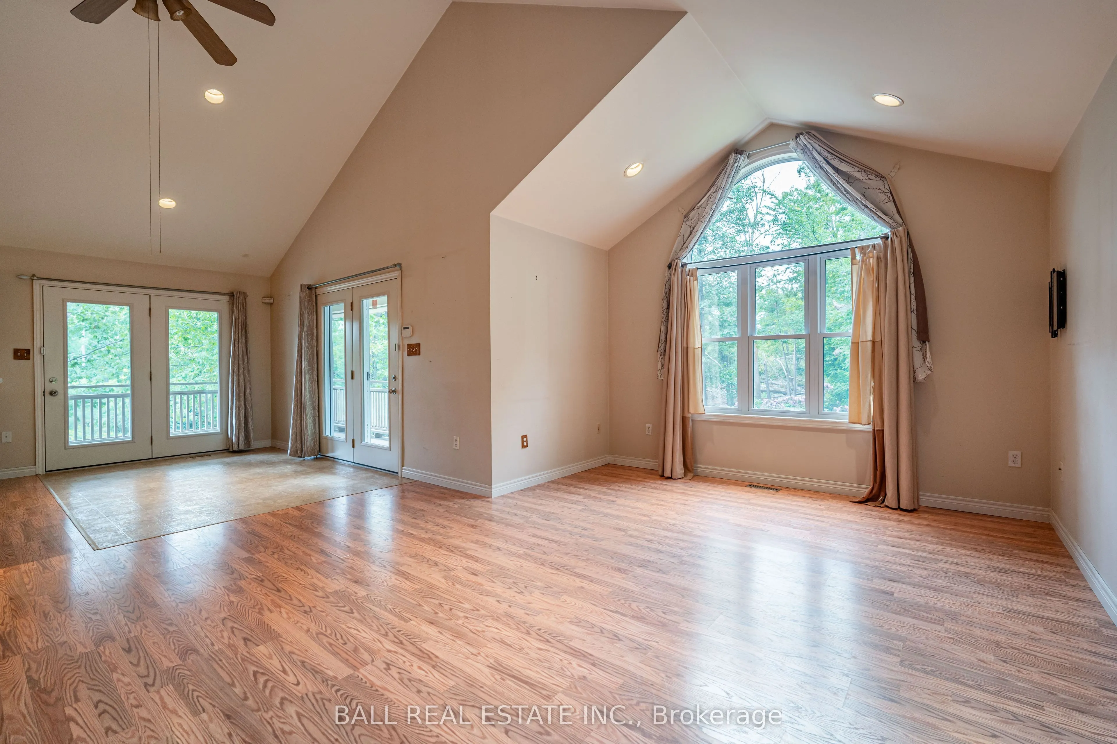 45 Spring Drive