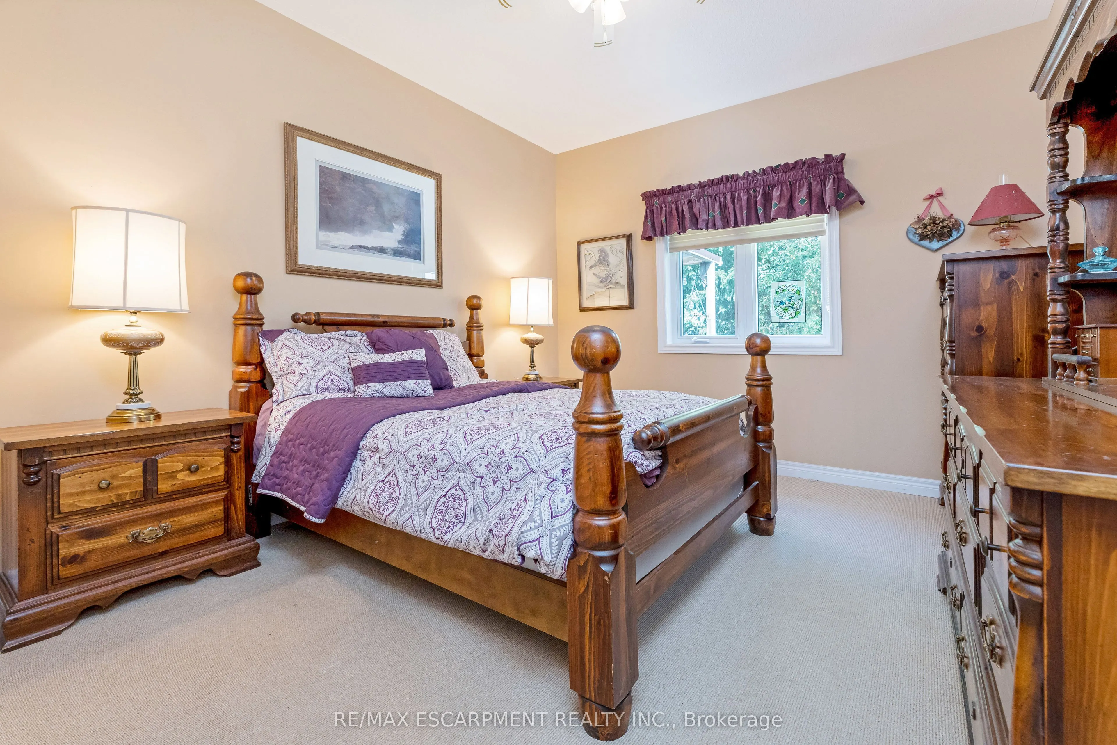 178 Bernardi Crescent
