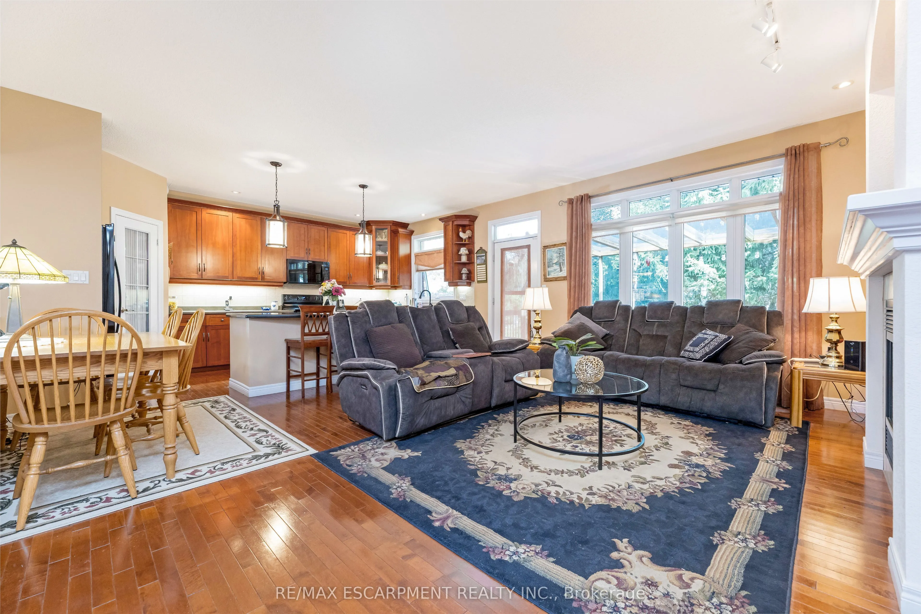 178 Bernardi Crescent