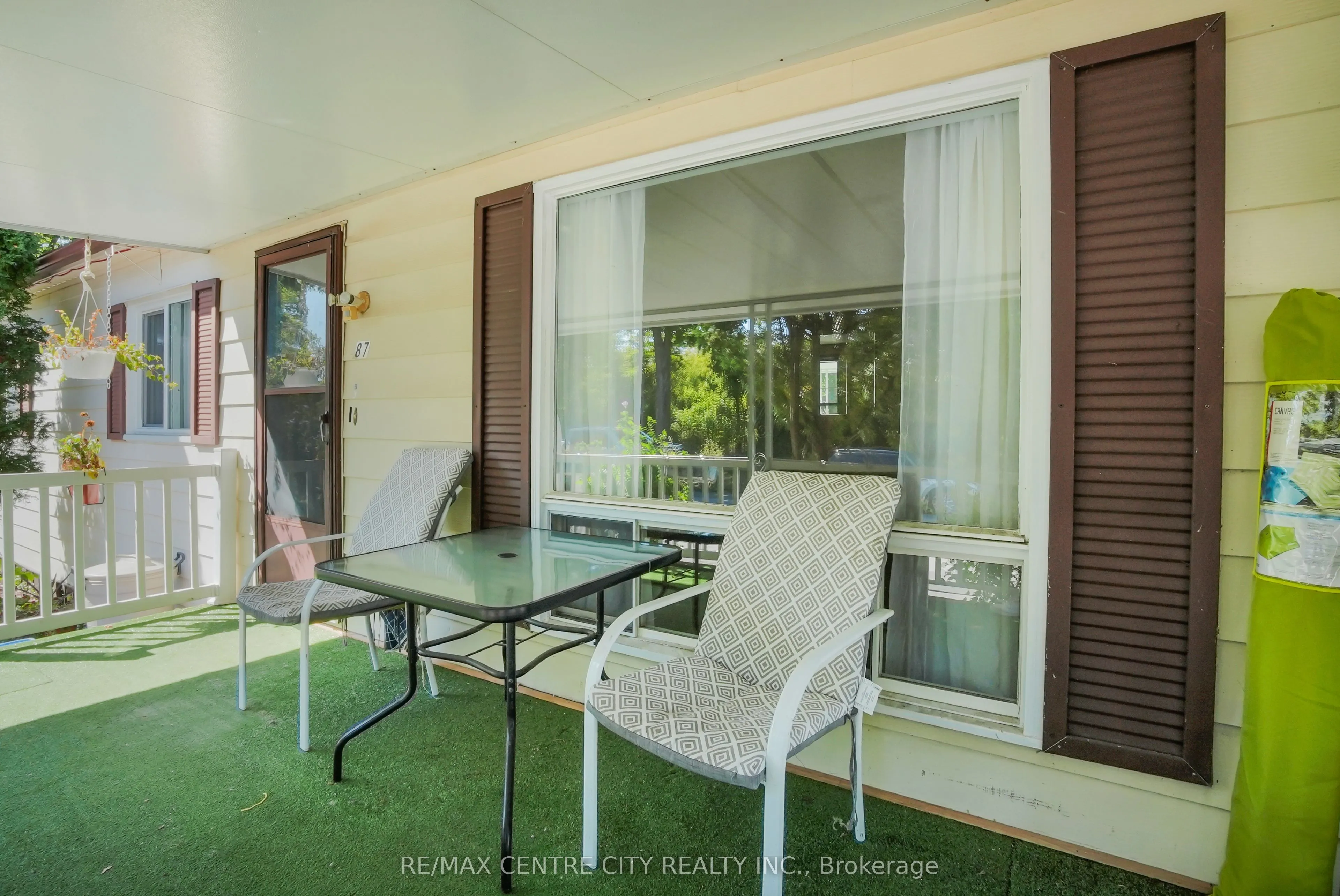 198 Springbank Drive, #87