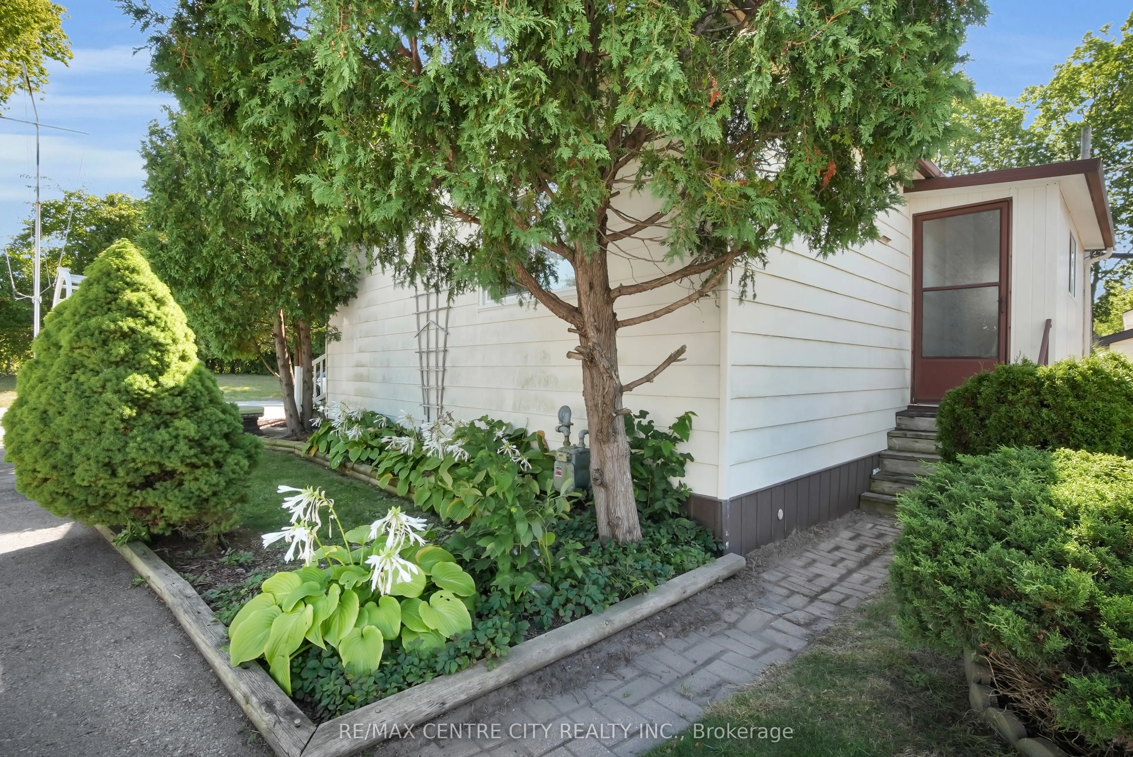 198 Springbank Drive, #87