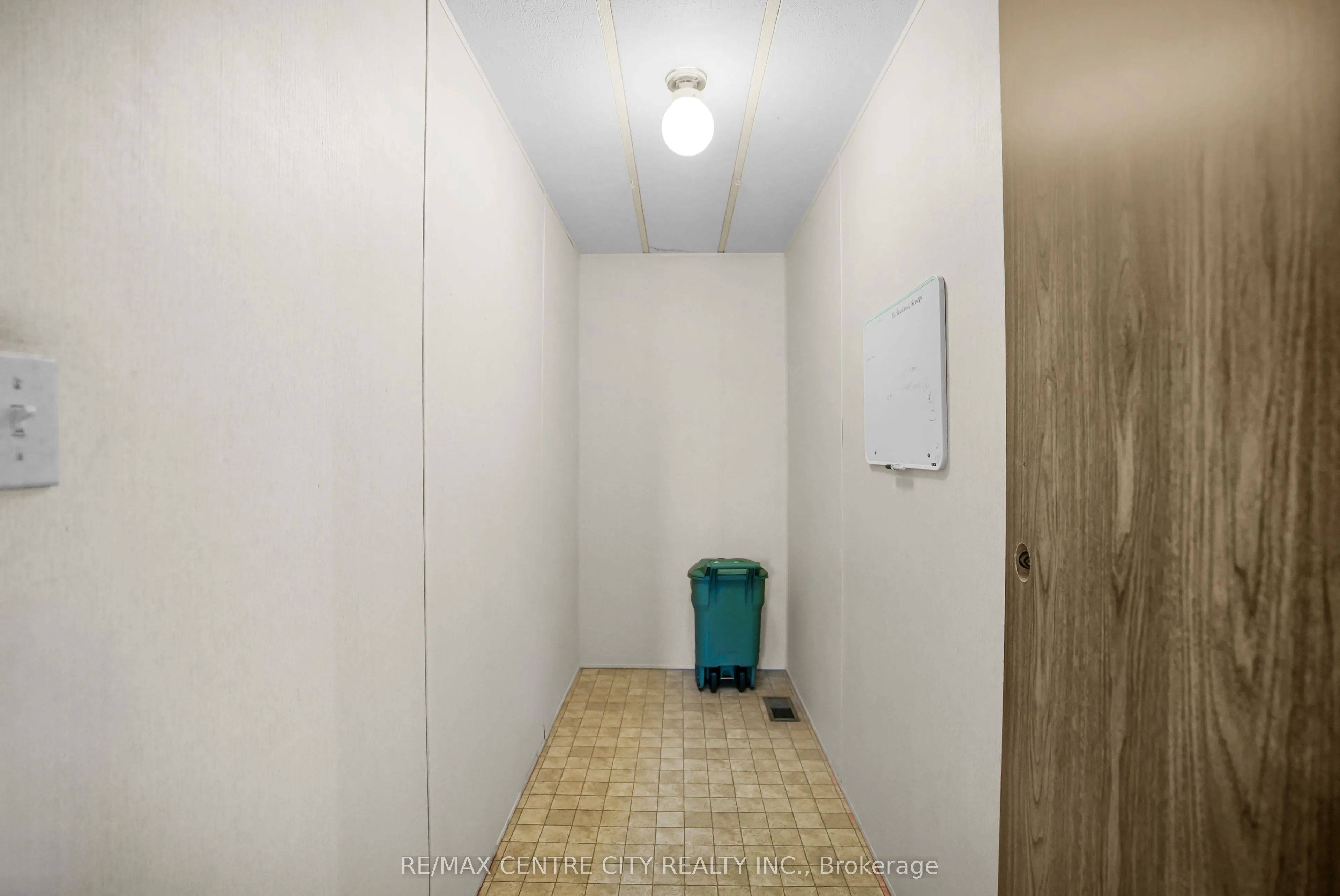 198 Springbank Drive, #87