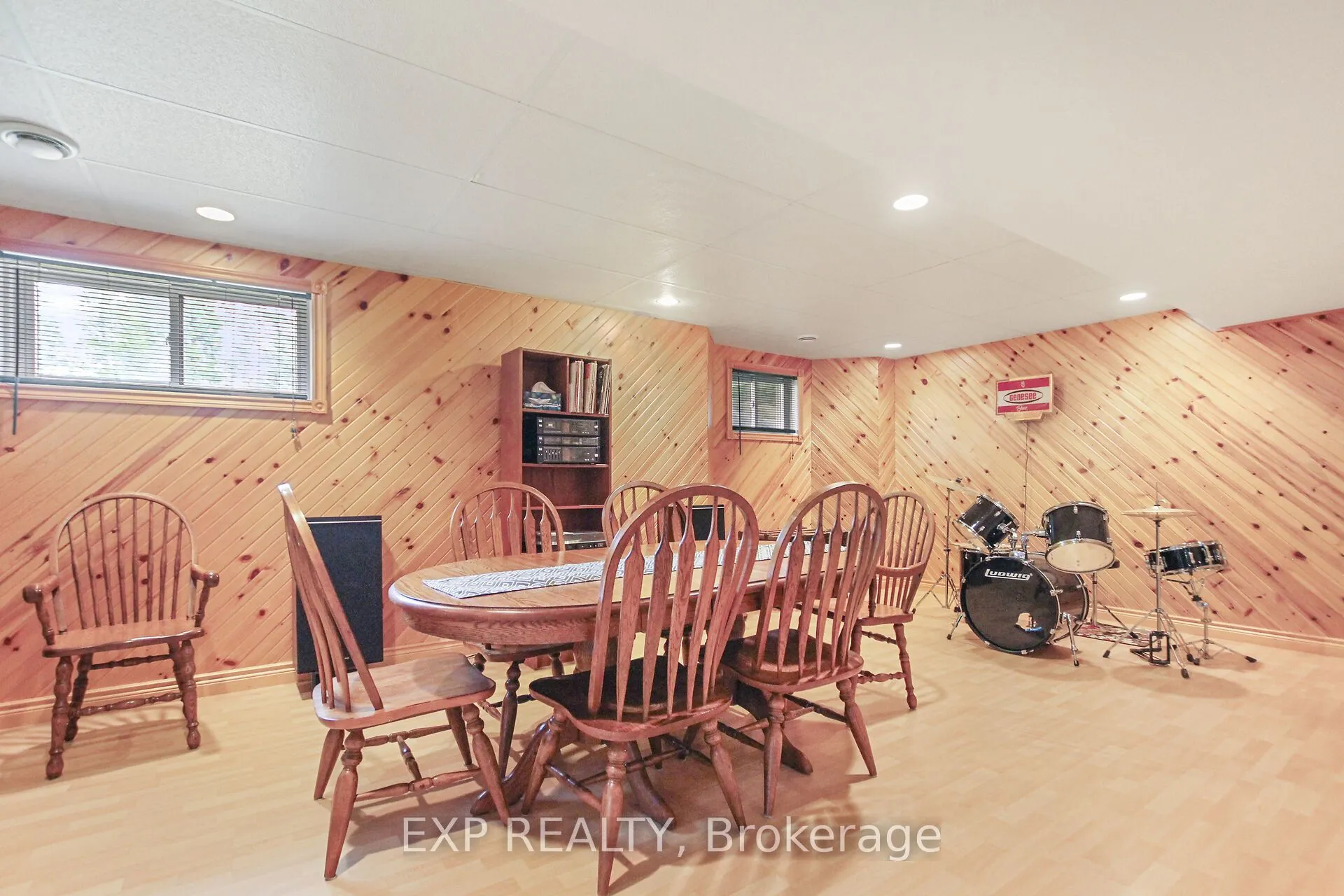 2186 Clyde Lake Road