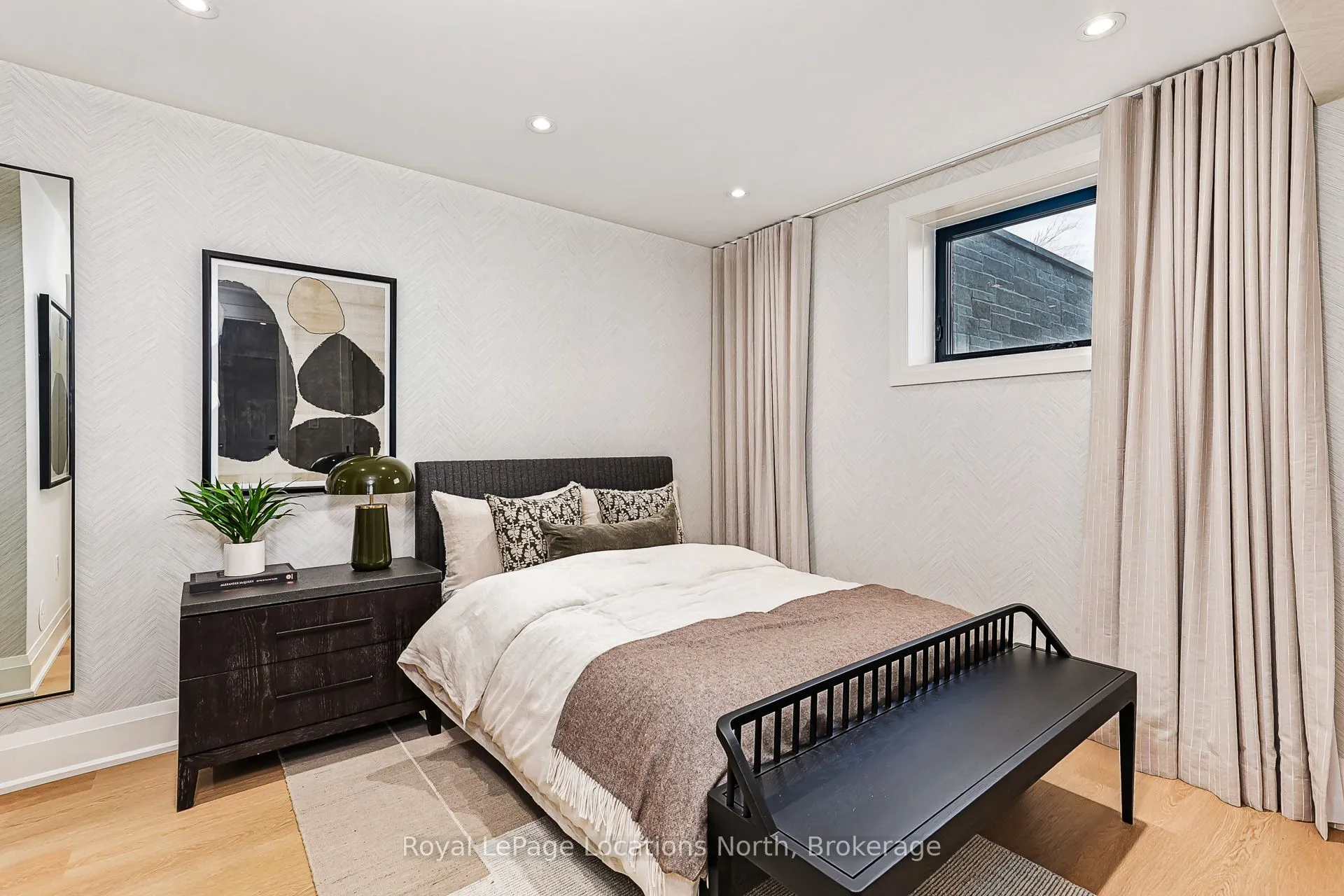 117 SLADDEN Court, #23