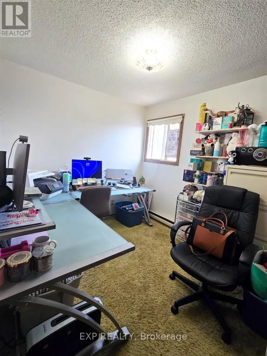 14 Admiral Drive