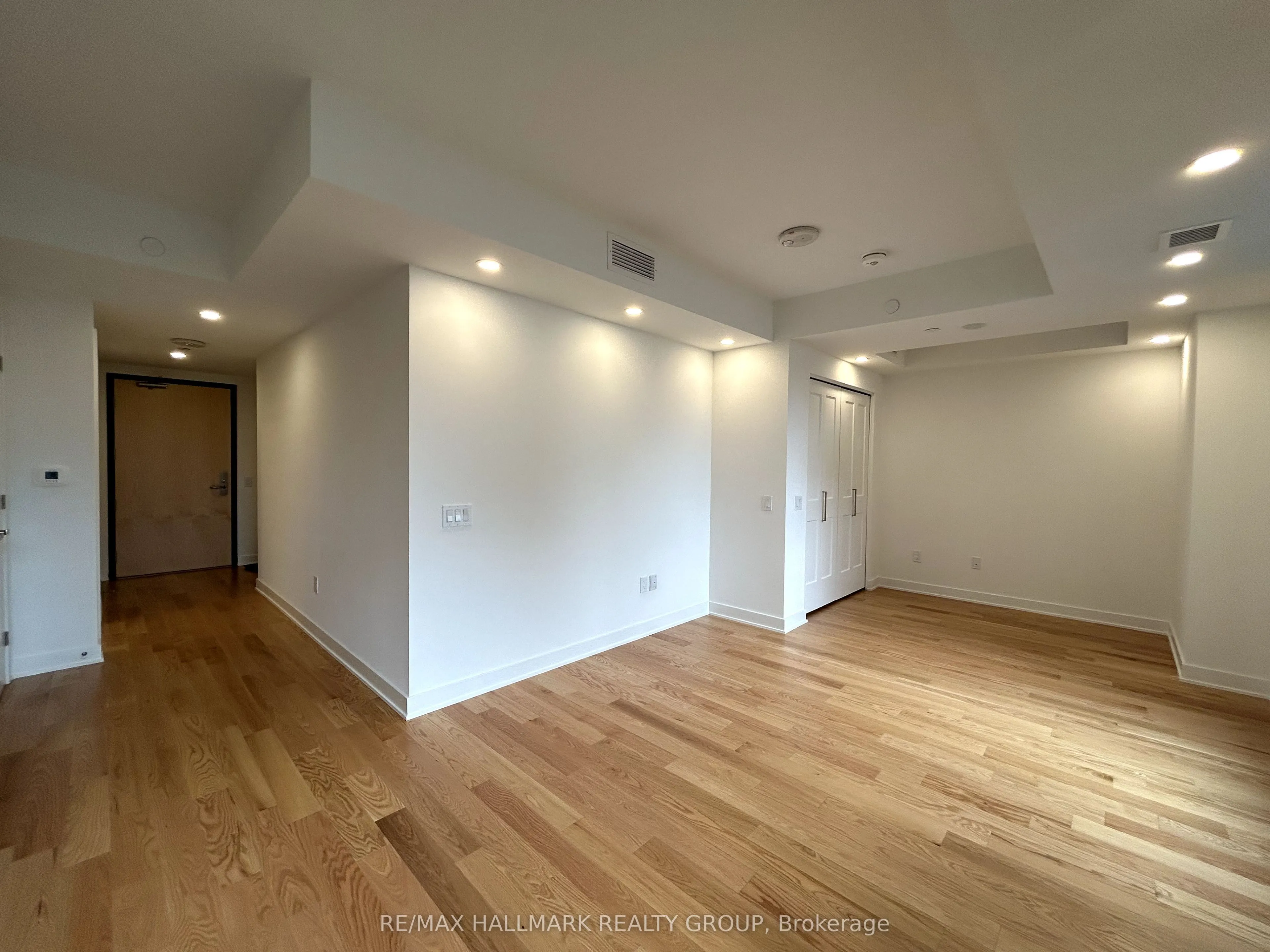 340 Queen Street, #1108
