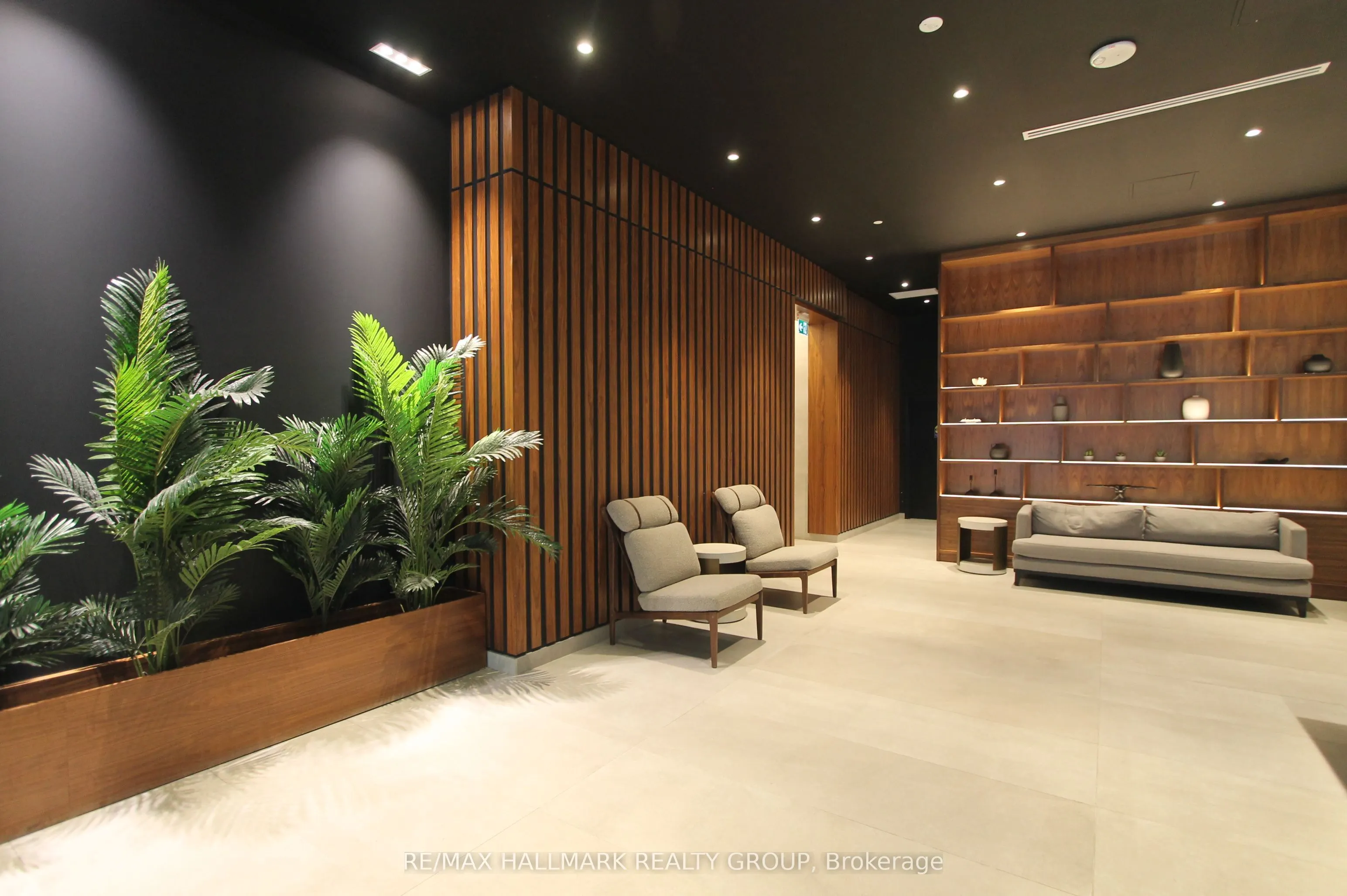 340 Queen Street, #1108
