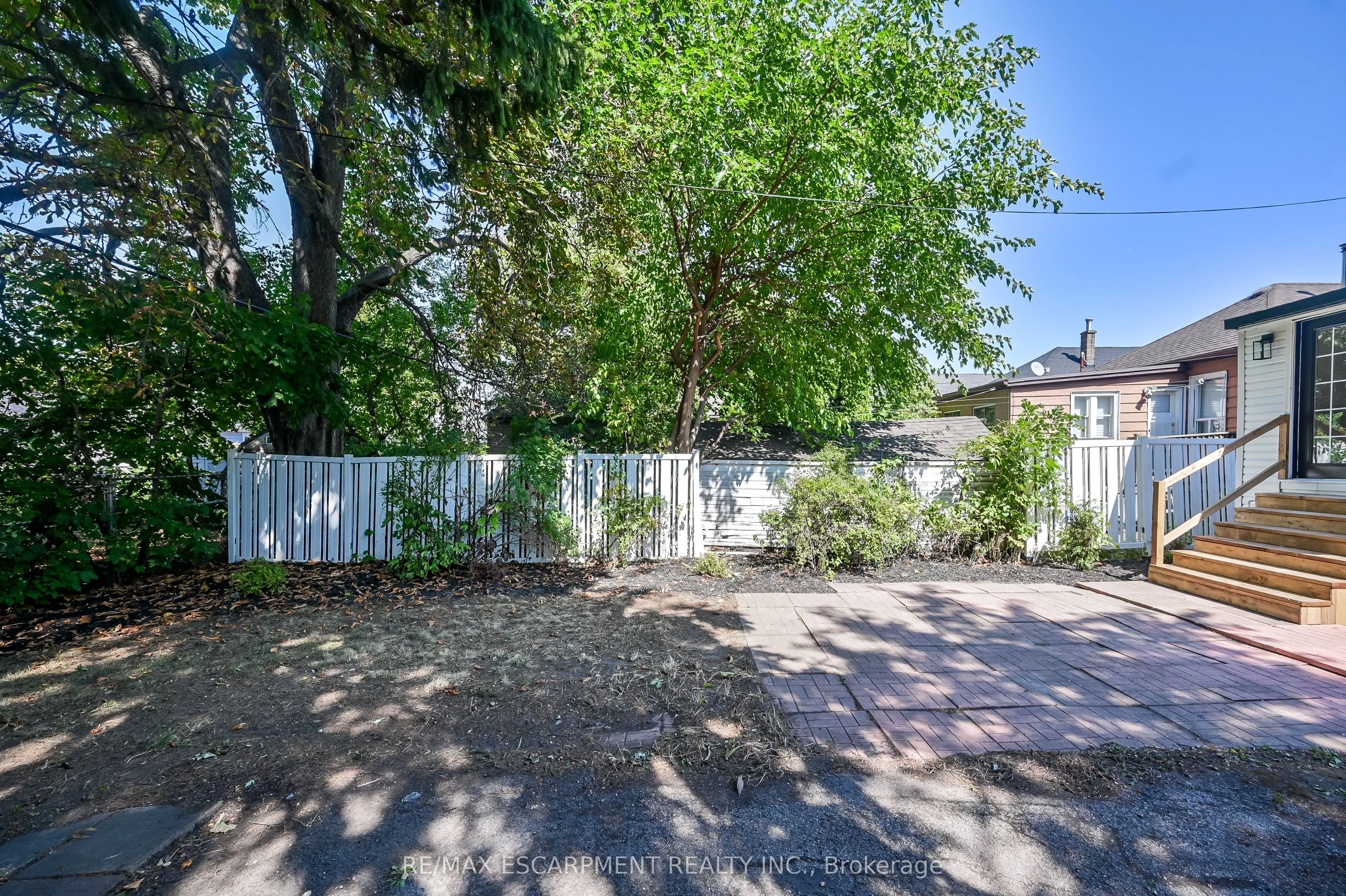 37 Wexford Avenue N