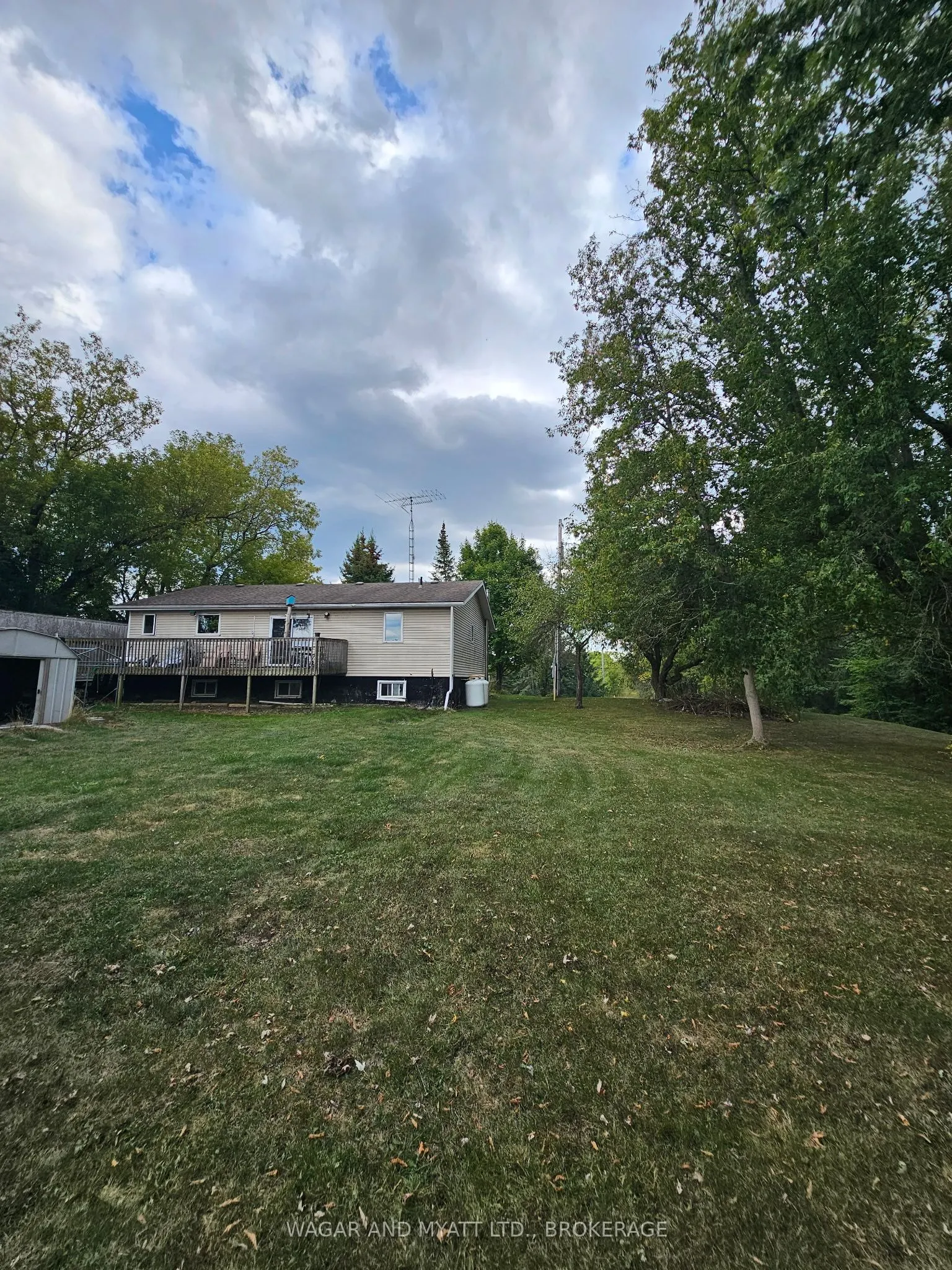 609 LOWER SLASH Road