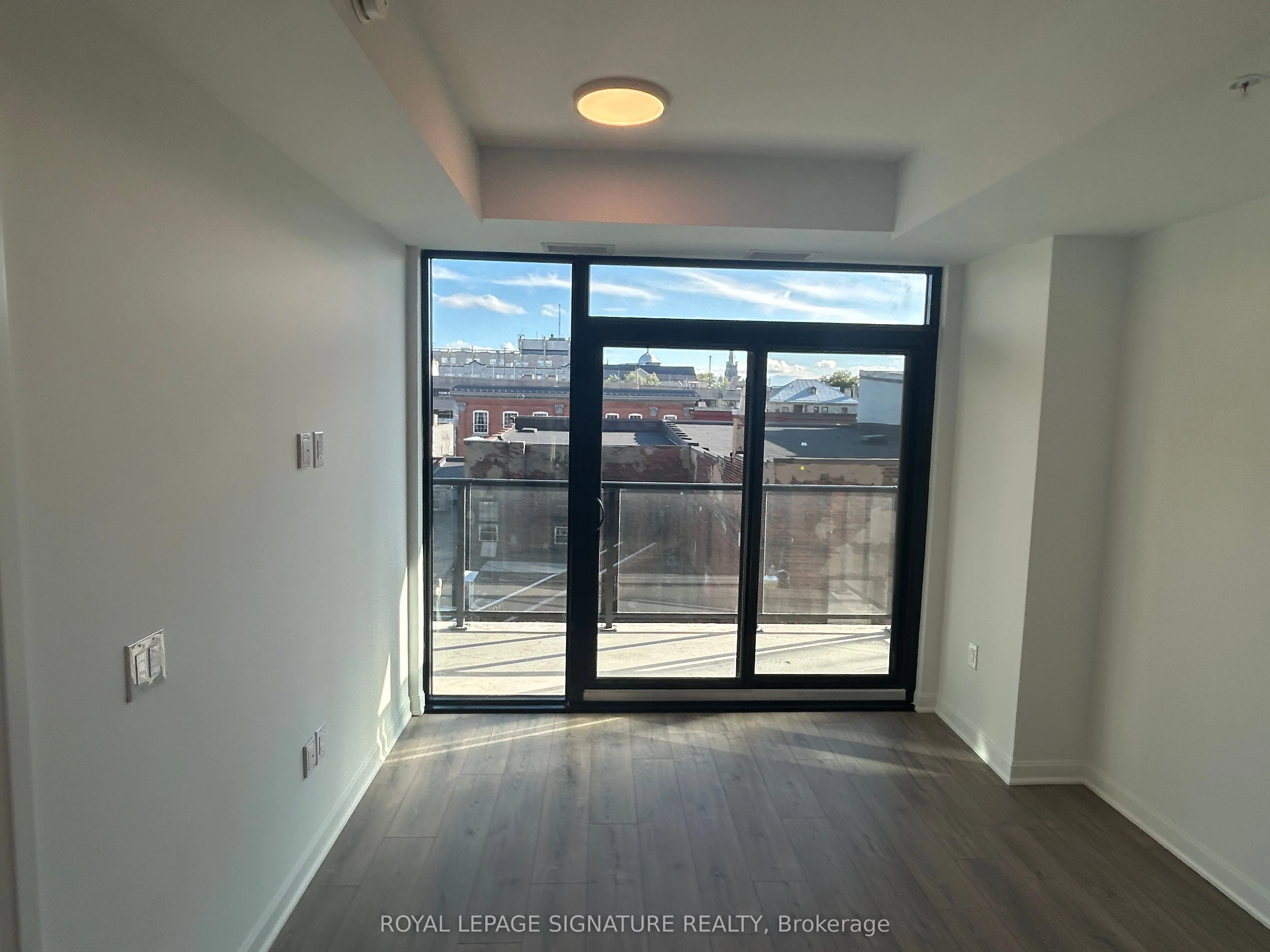 223 Princess Street, #413