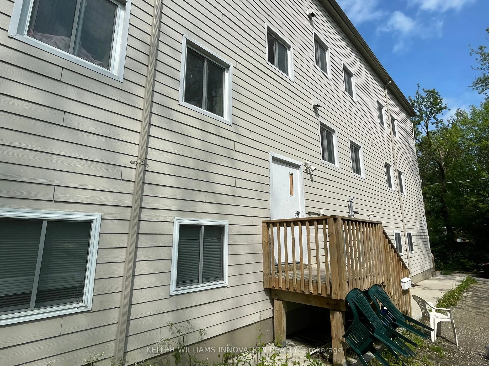 5 FRONT Street