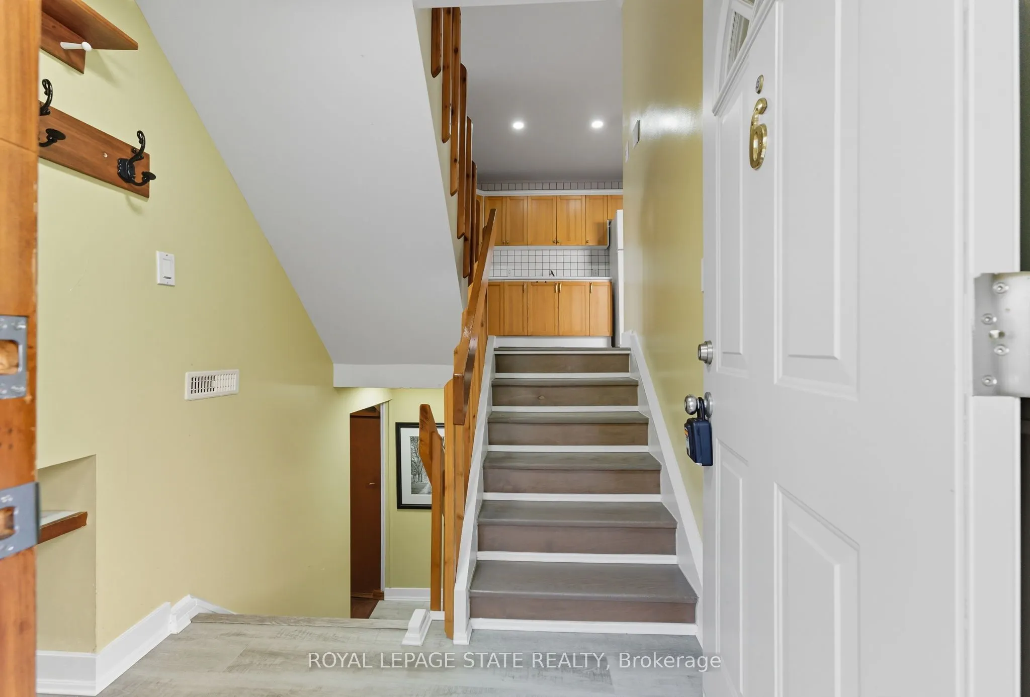 1300 Upper Ottawa Street, #6