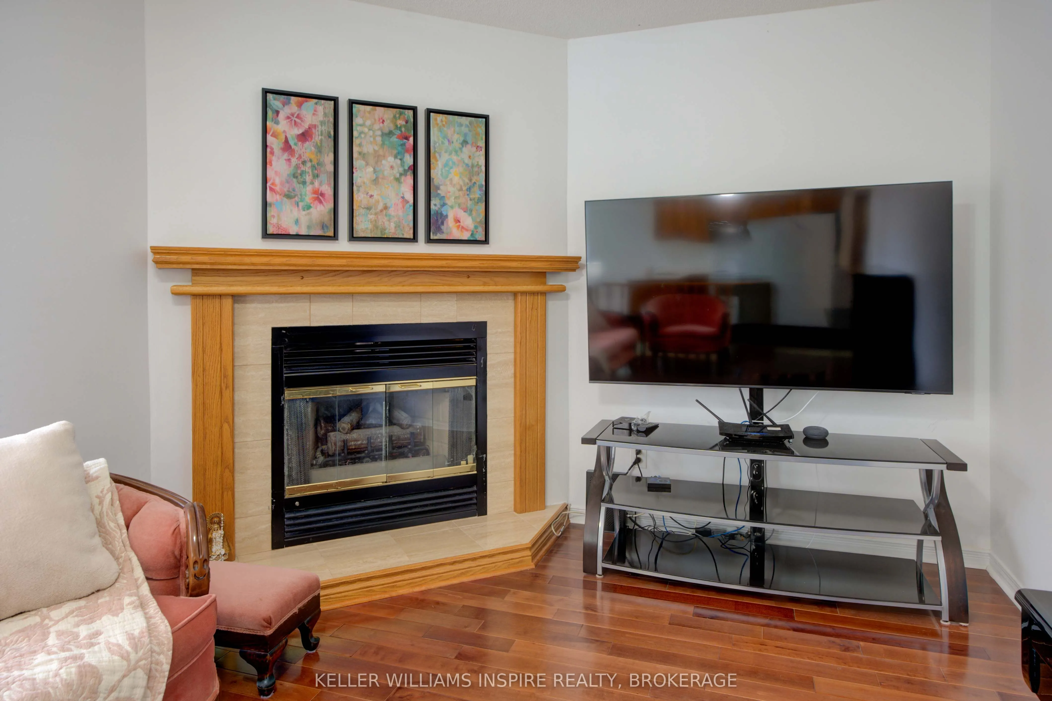 1056 Palmerston Crescent