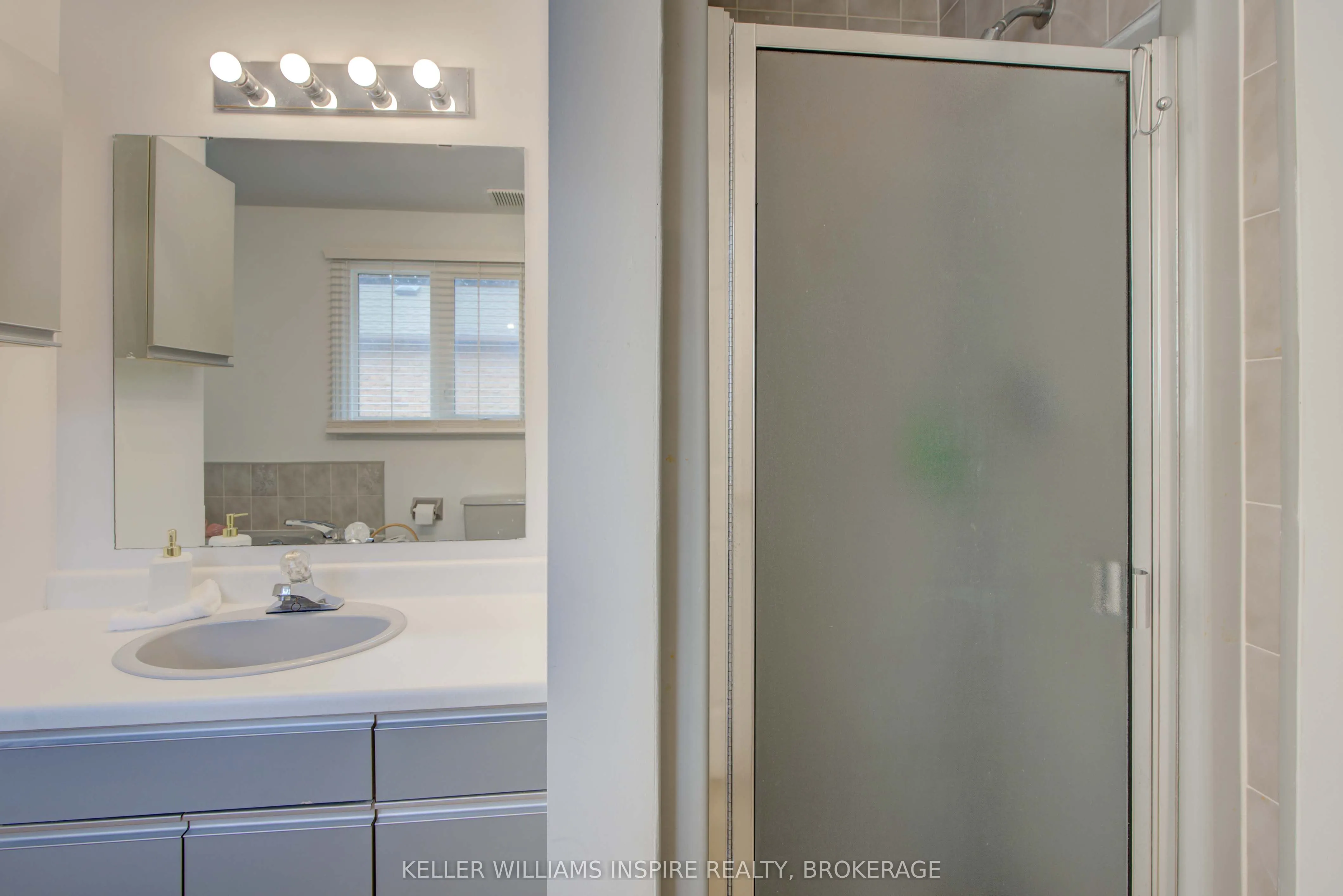 1056 Palmerston Crescent