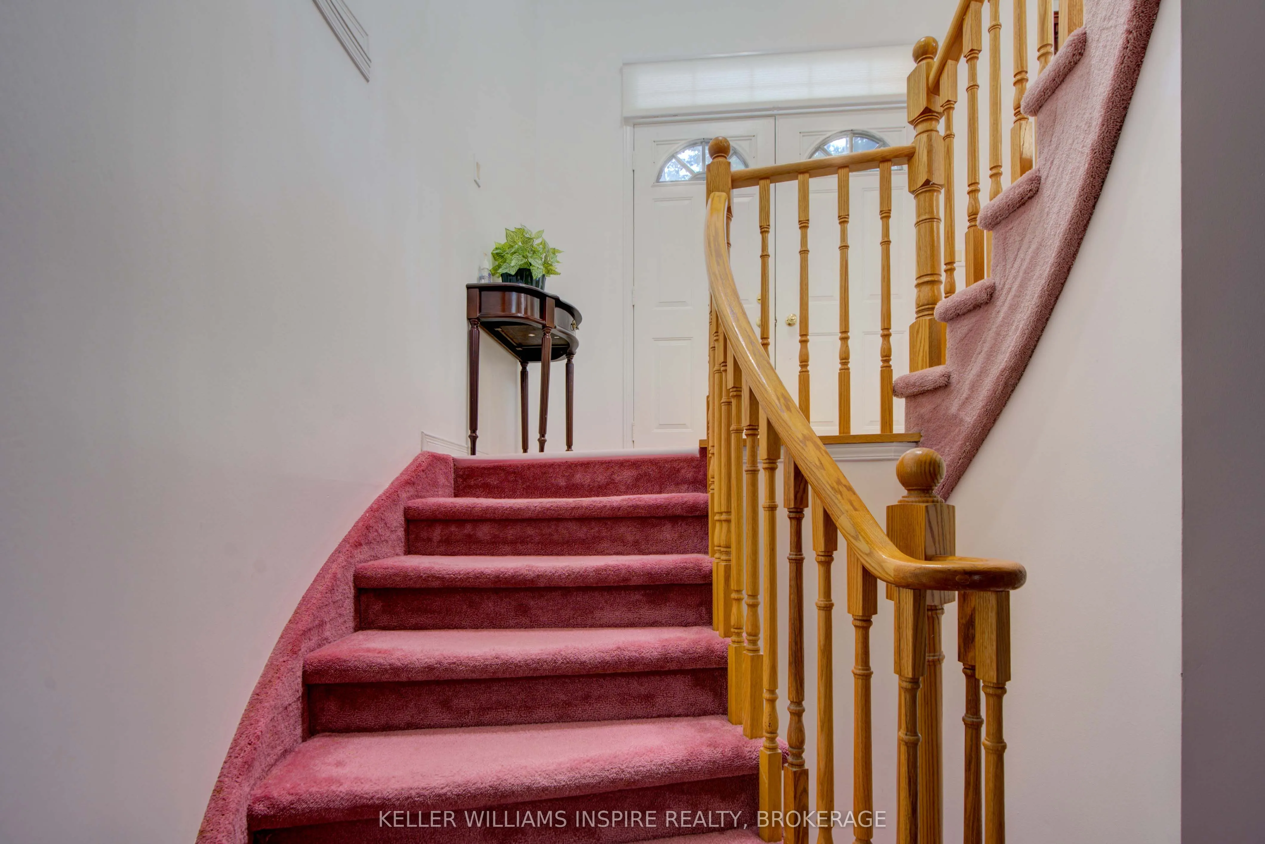 1056 Palmerston Crescent
