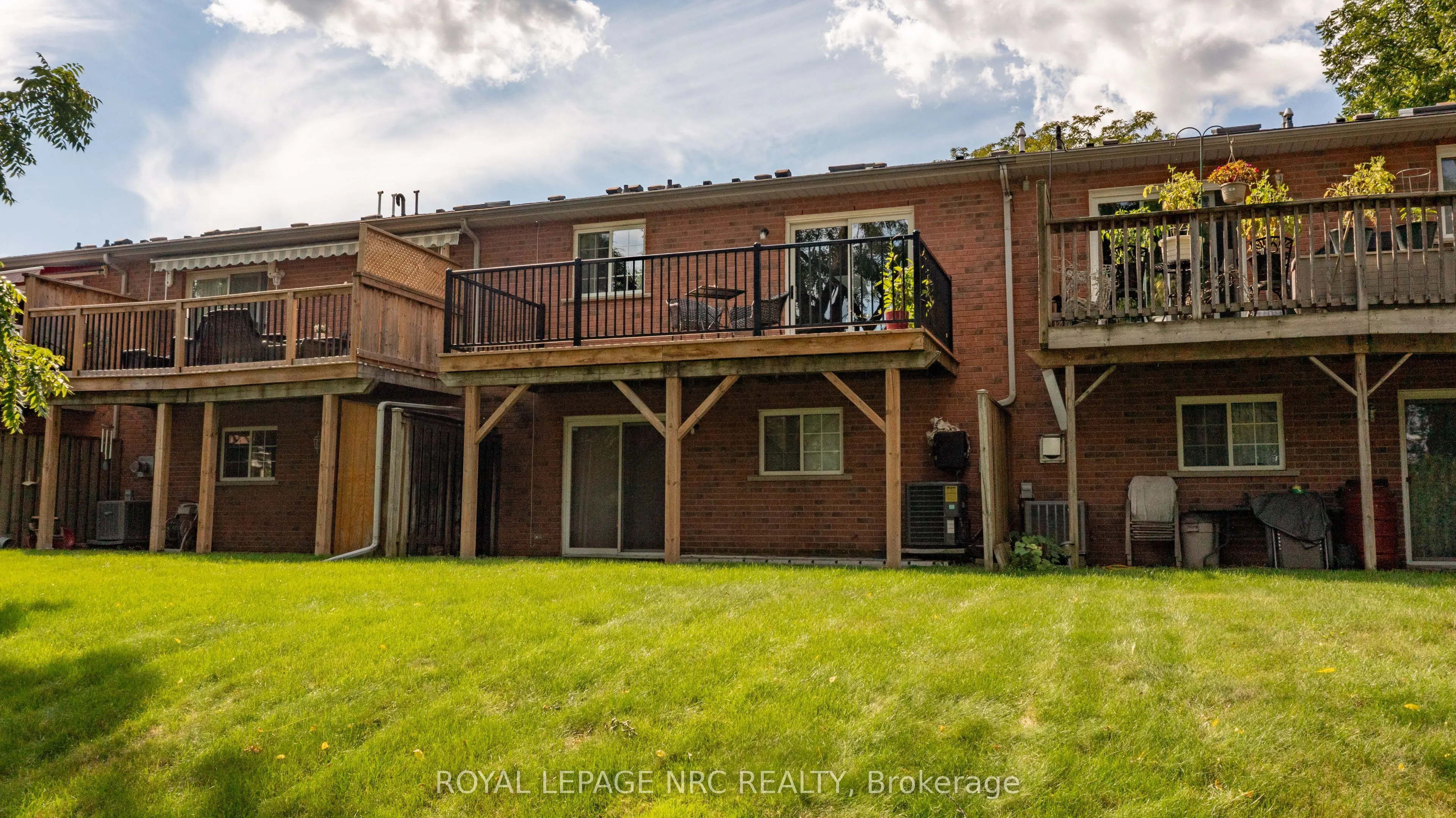 5 Kinsman Court