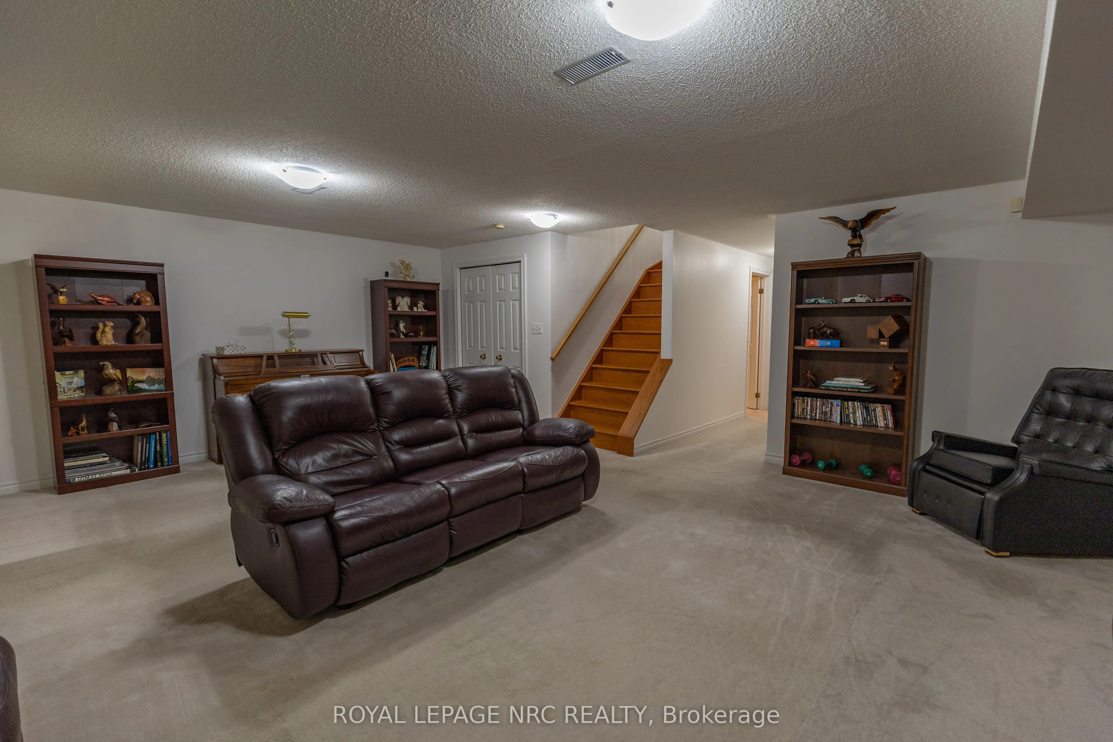 5 Kinsman Court