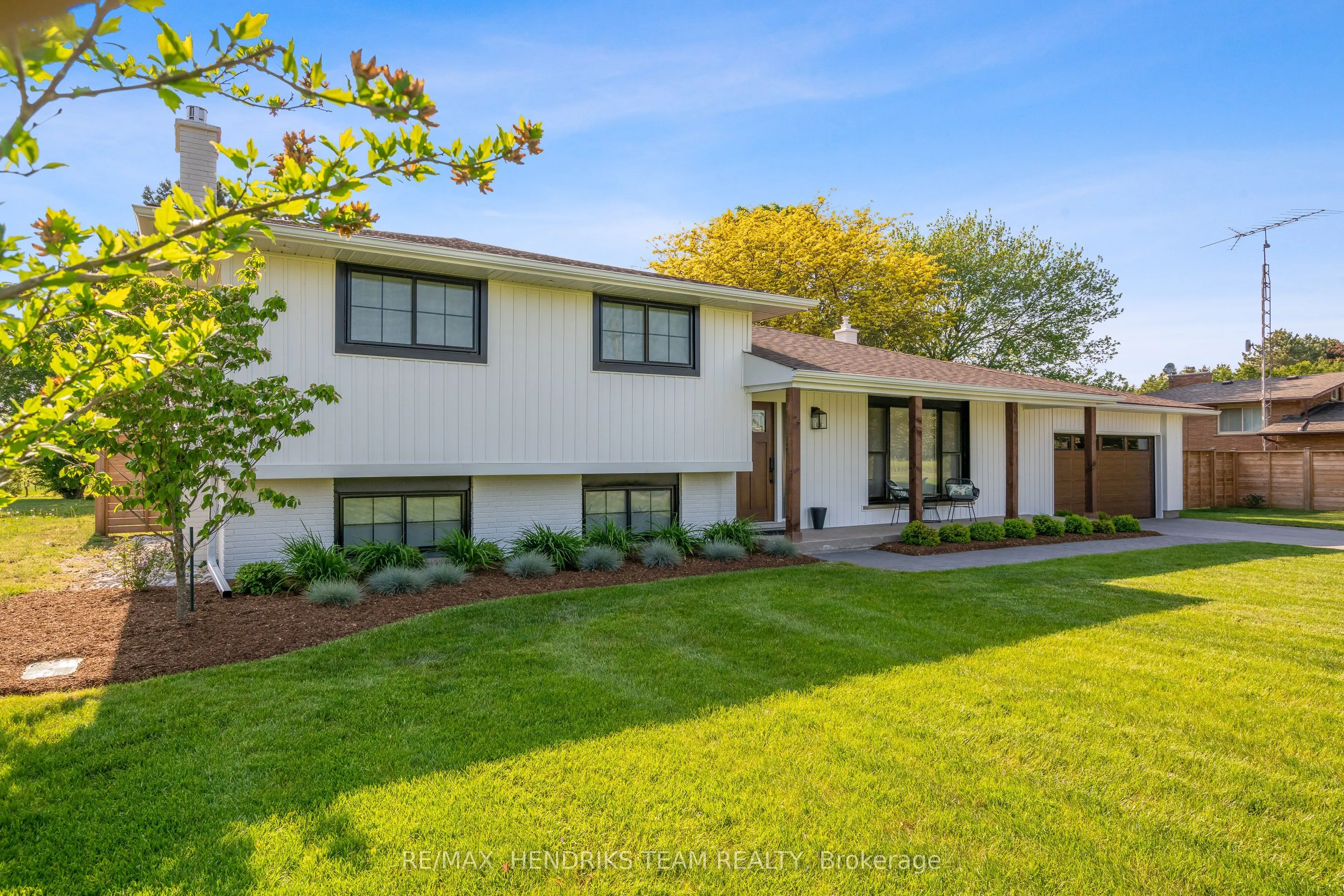1892 Concession 4 Road