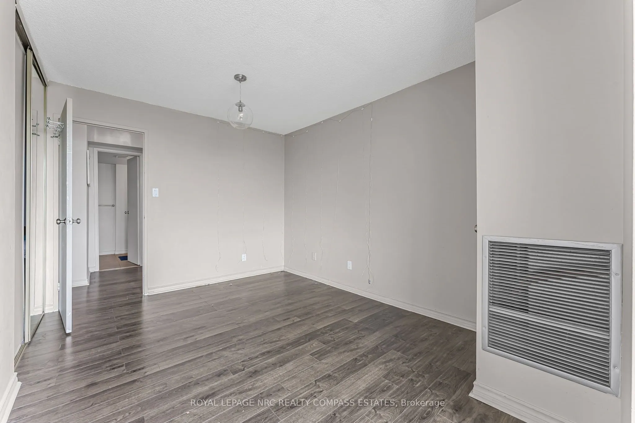 7 Gale Crescent, #807