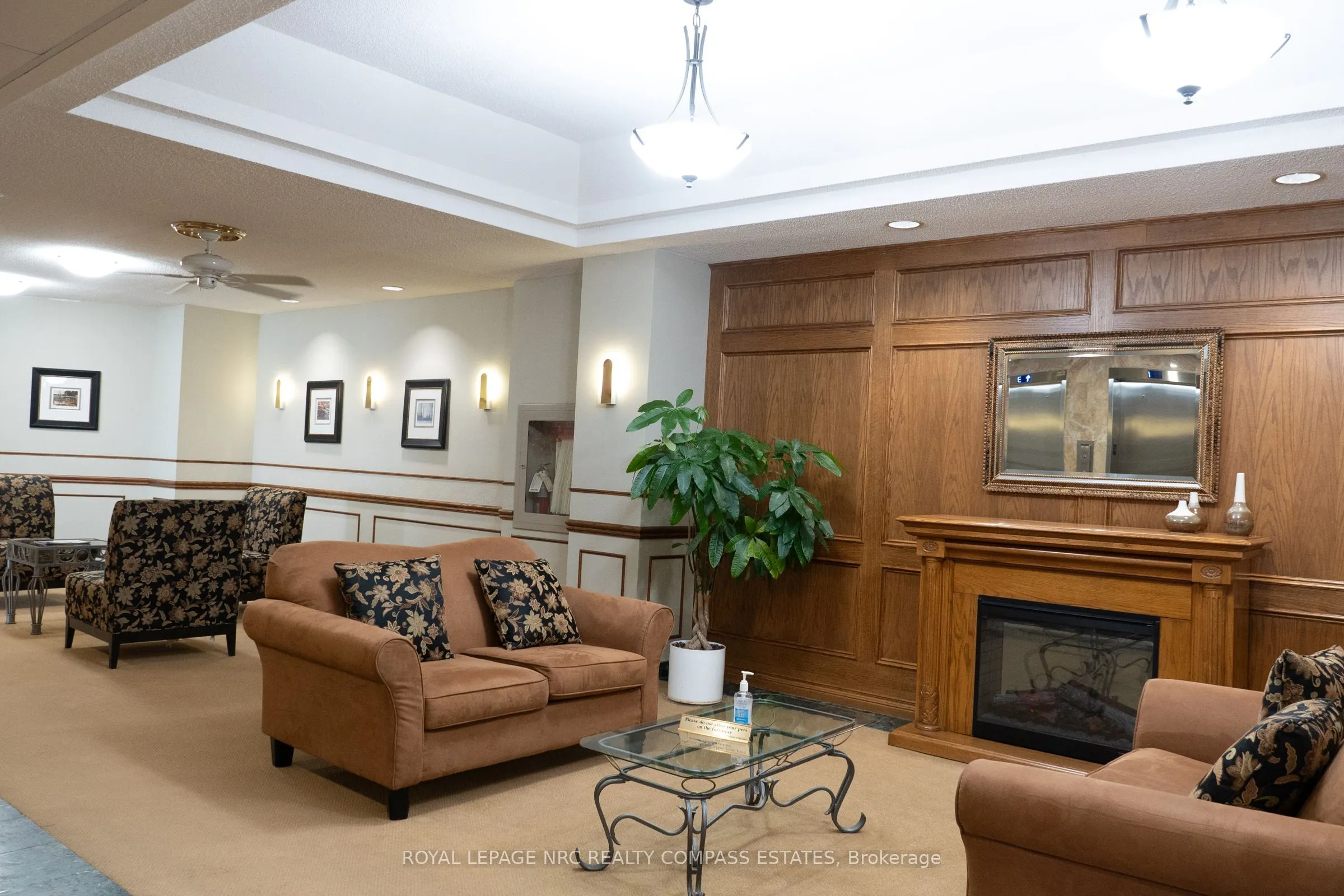 7 Gale Crescent, #807