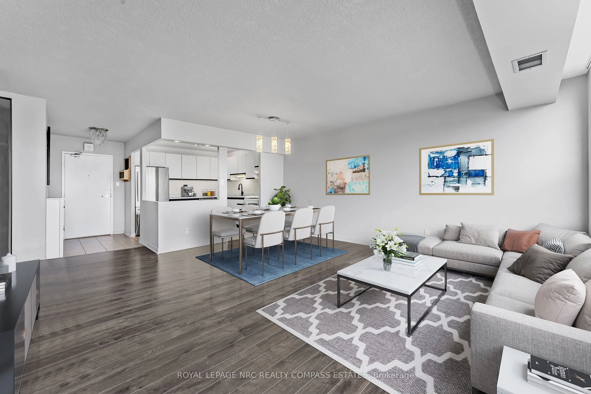 7 Gale Crescent, #807