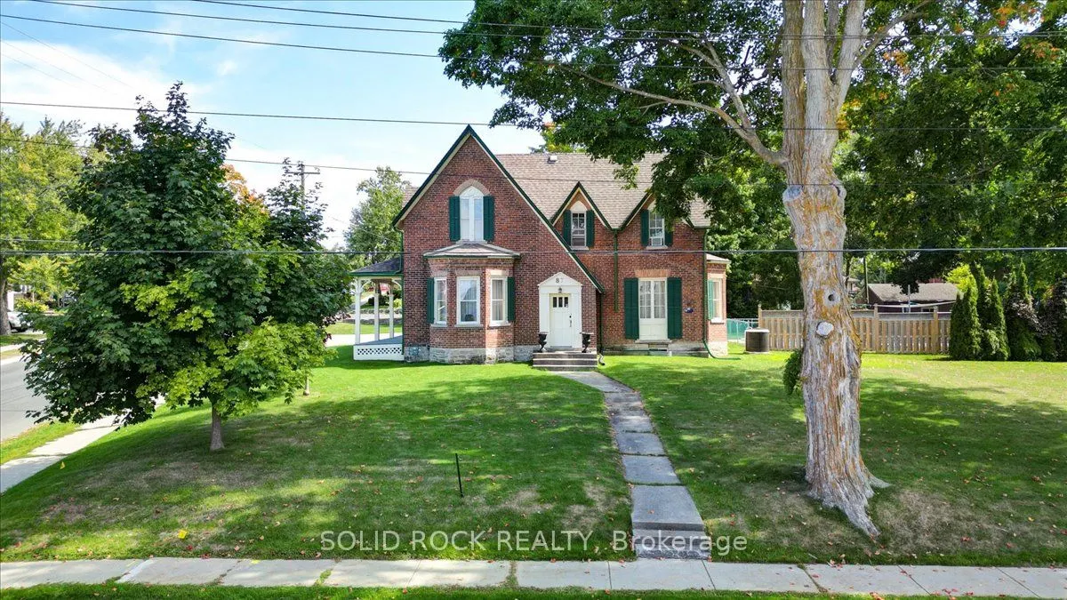 87 Booth Street N