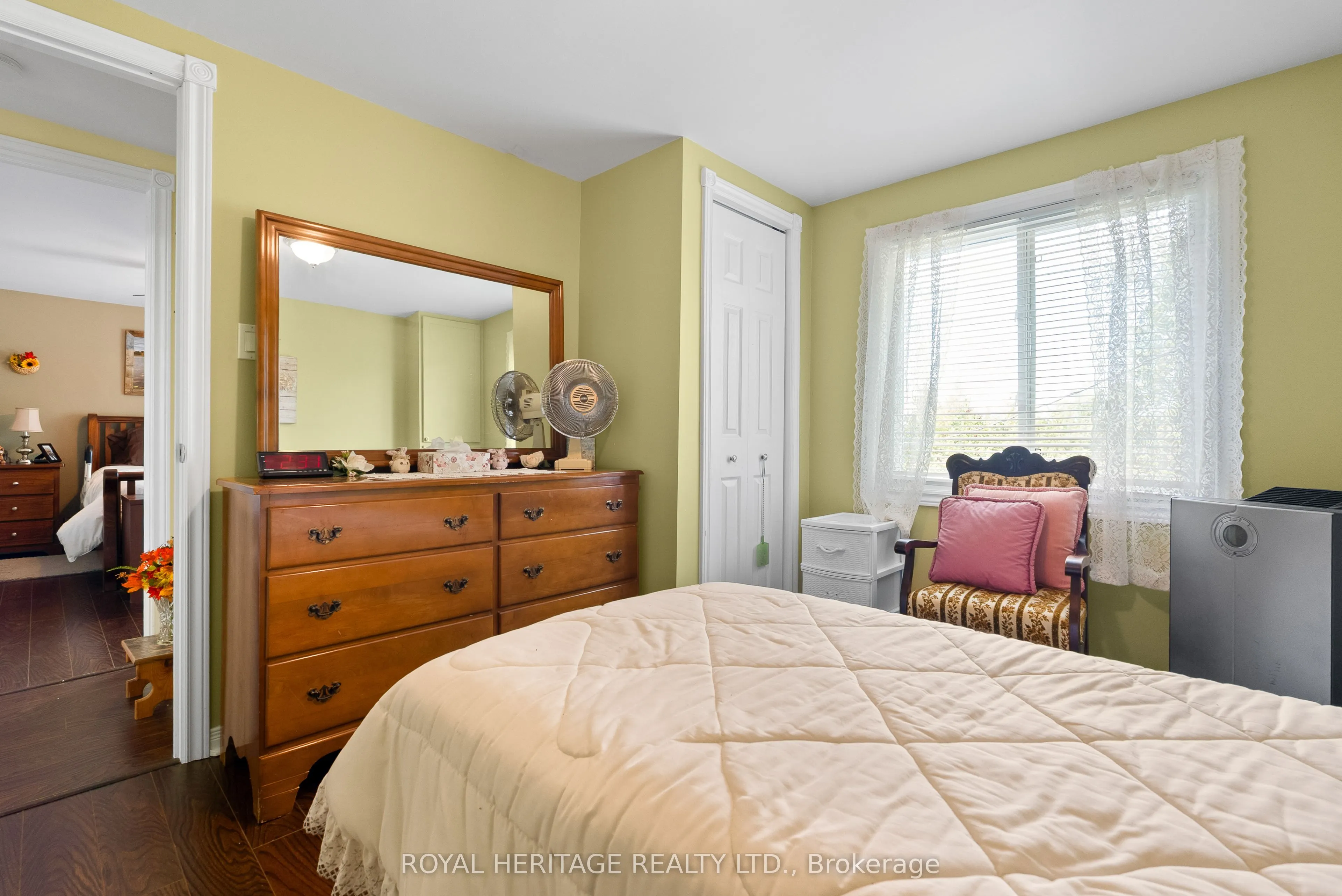 26 Robinson Avenue