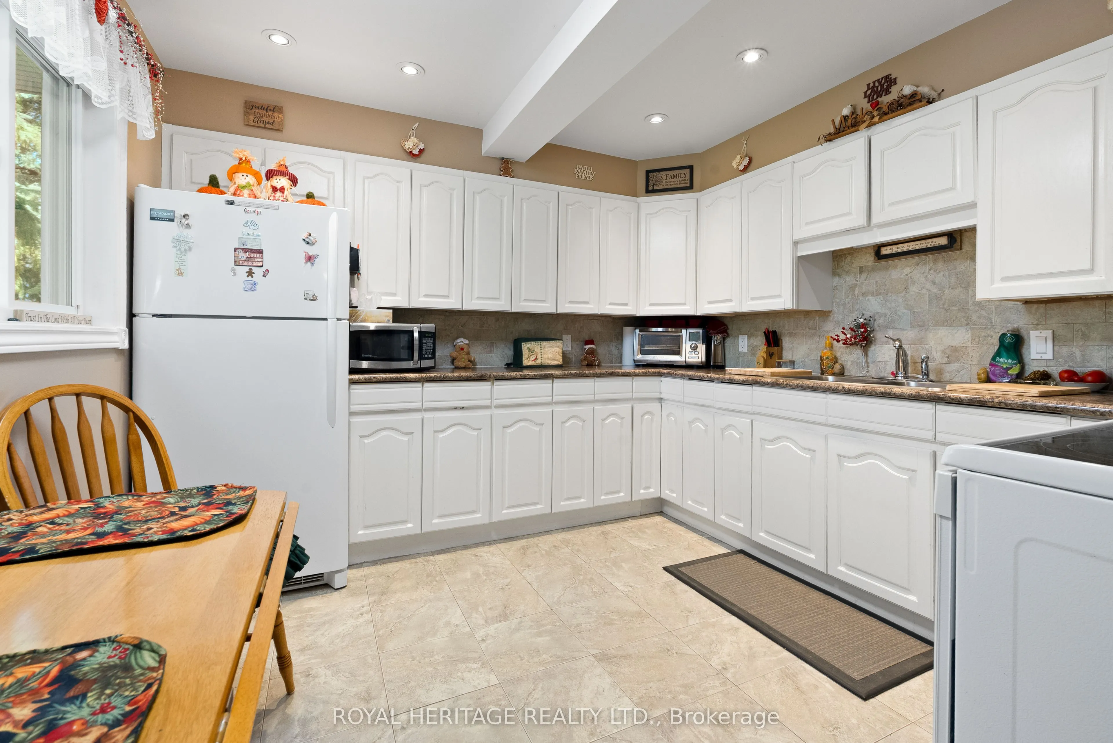 26 Robinson Avenue