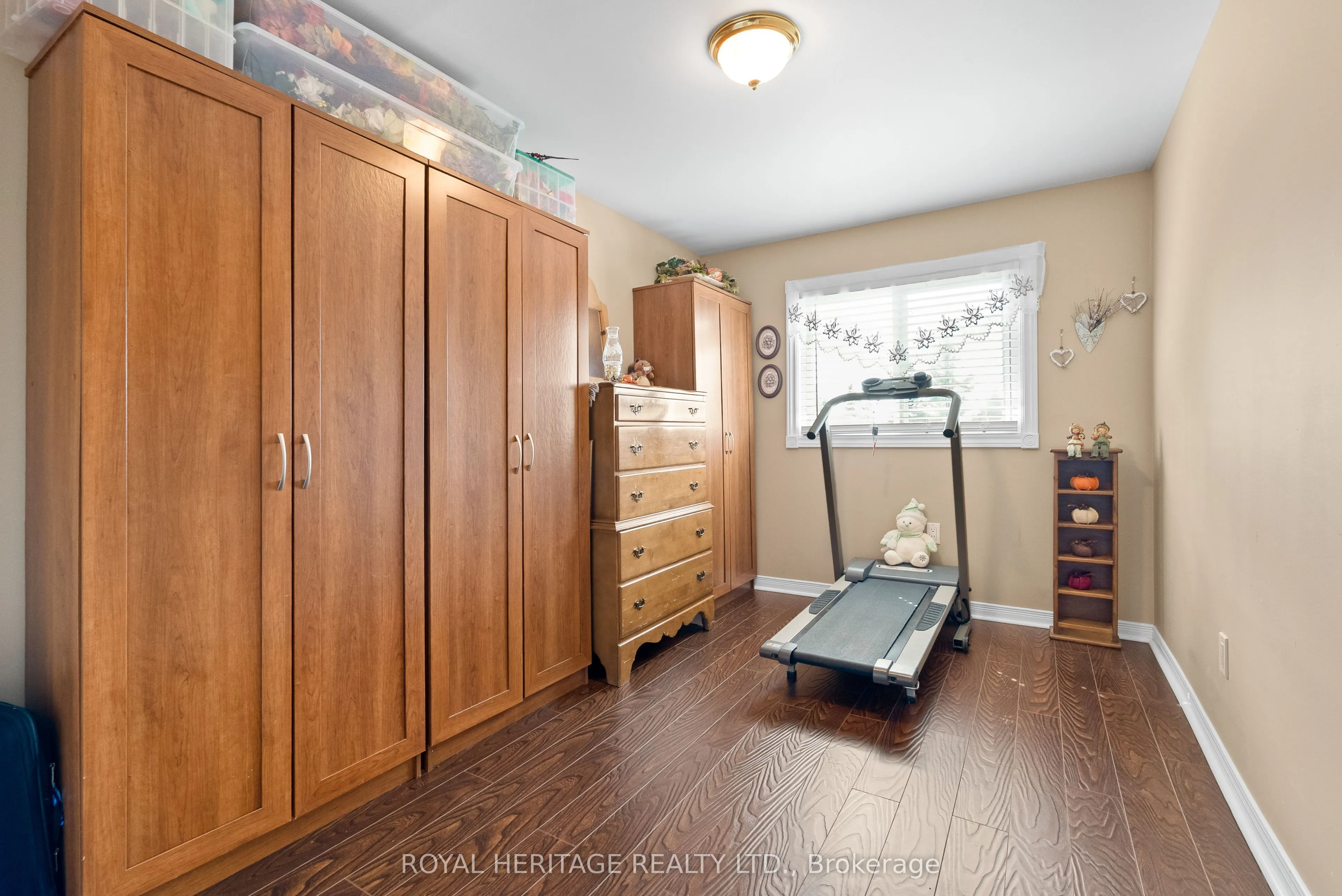 26 Robinson Avenue