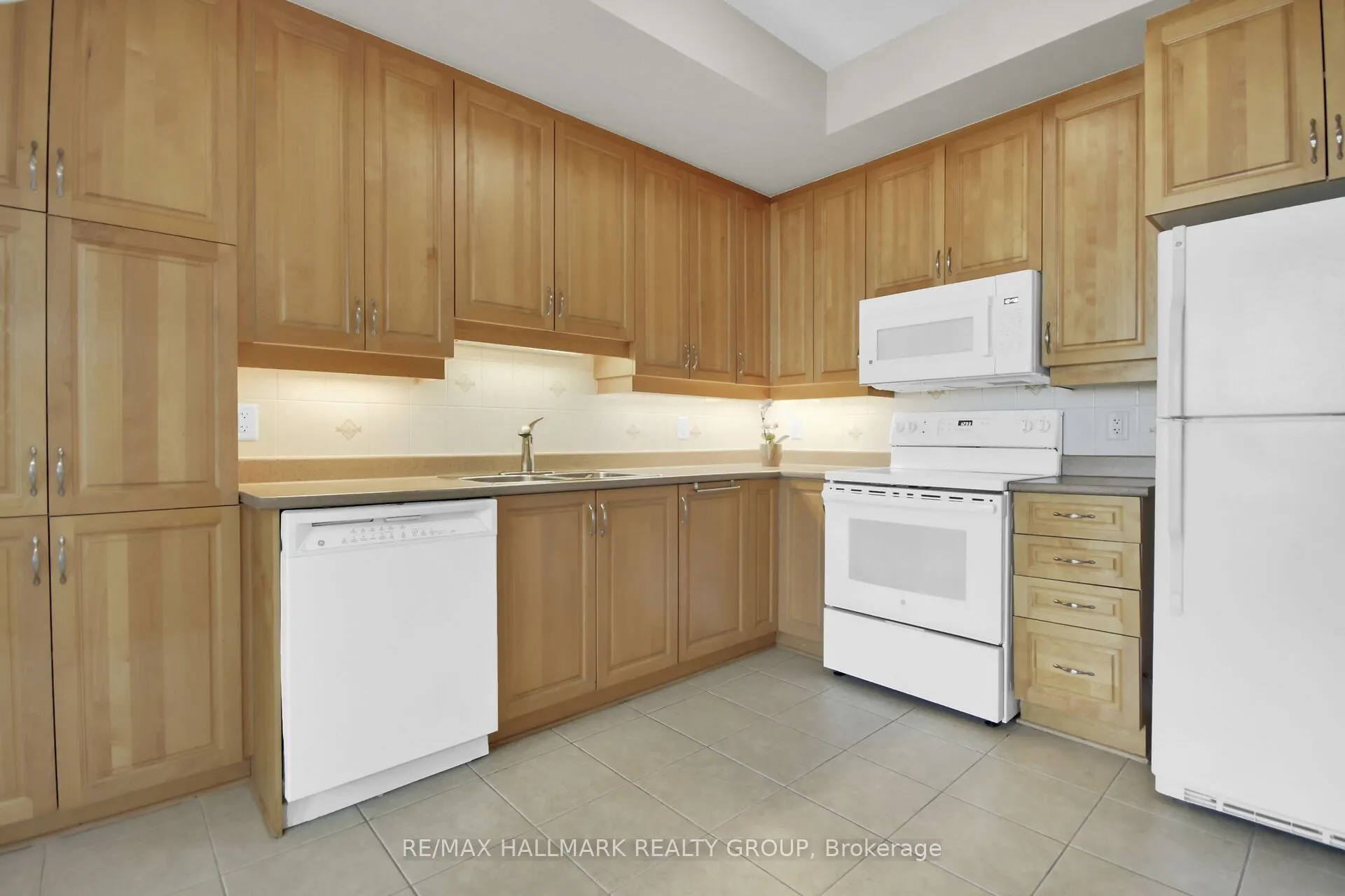 136 Darlington Private, #608