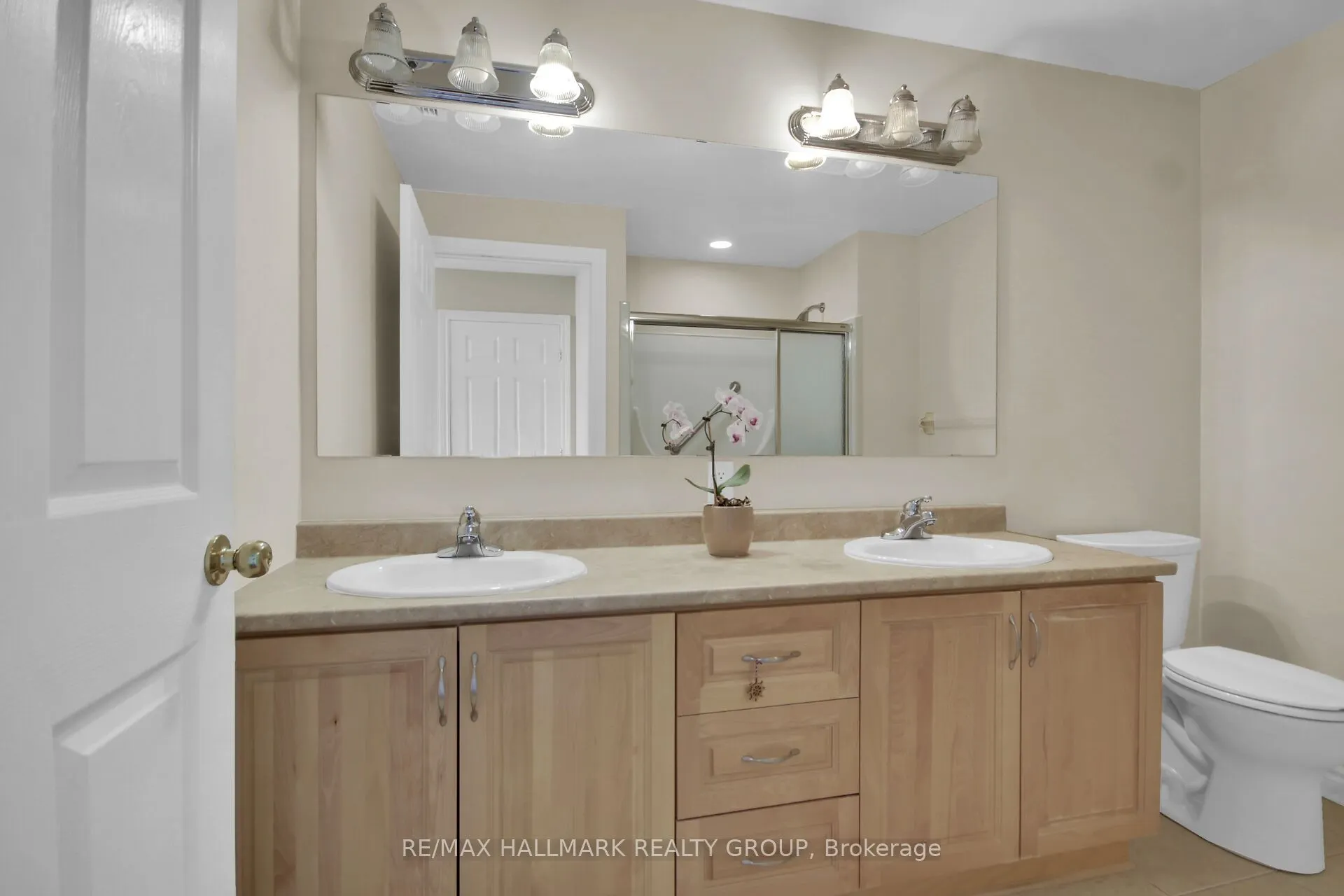 136 Darlington Private, #608