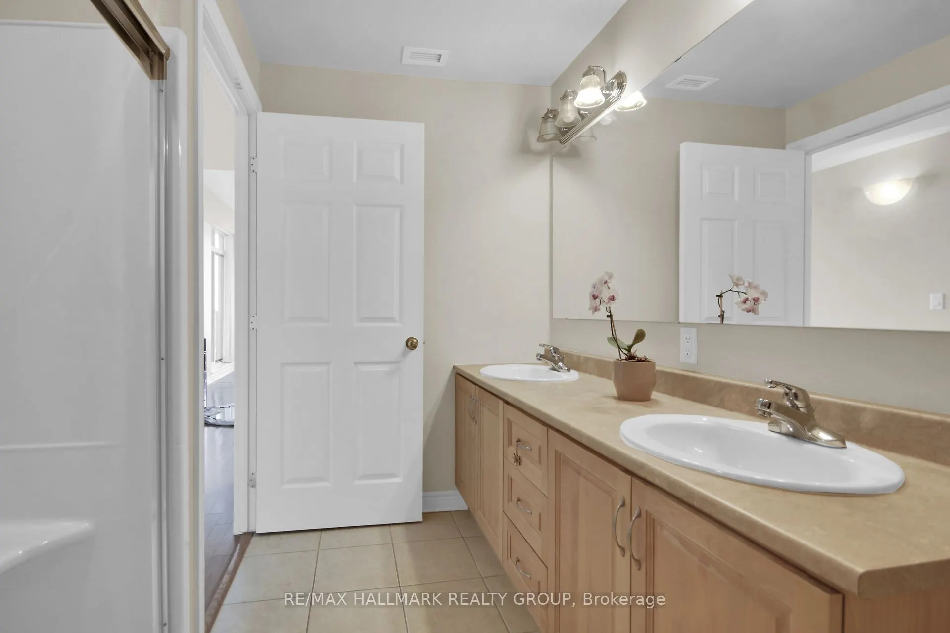 136 Darlington Private, #608