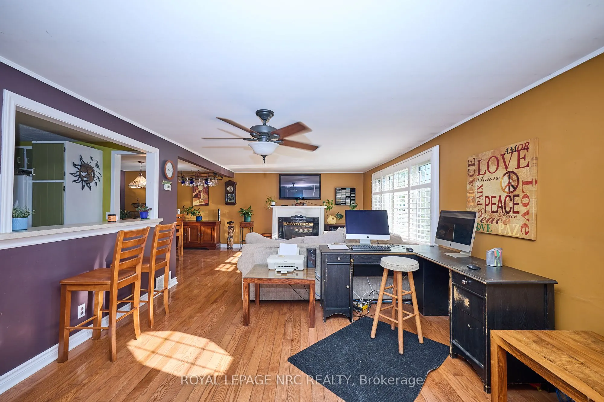 489 Lakeside Road