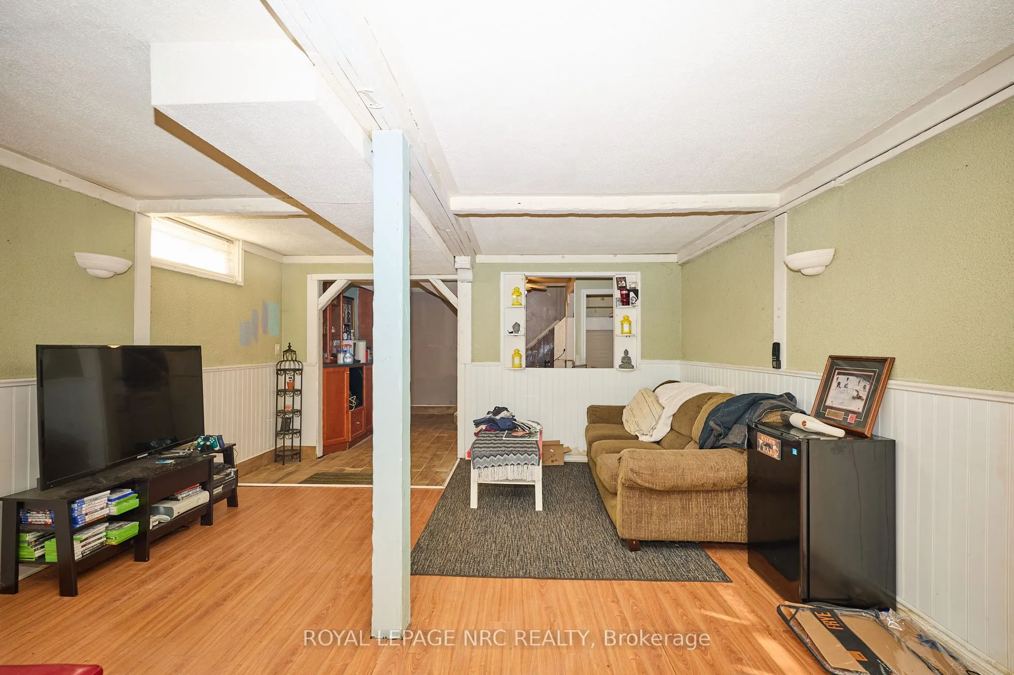 489 Lakeside Road