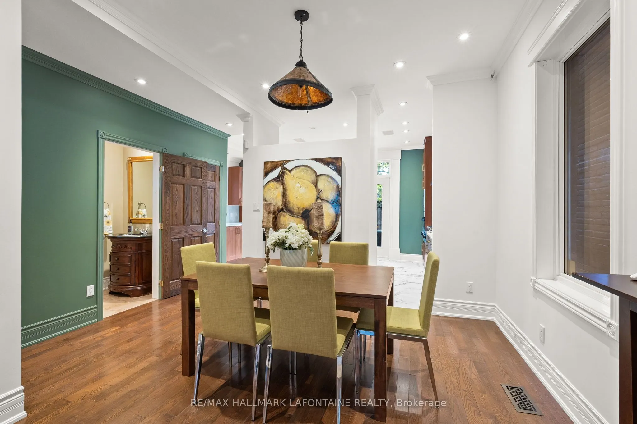 13 Cathcart Square