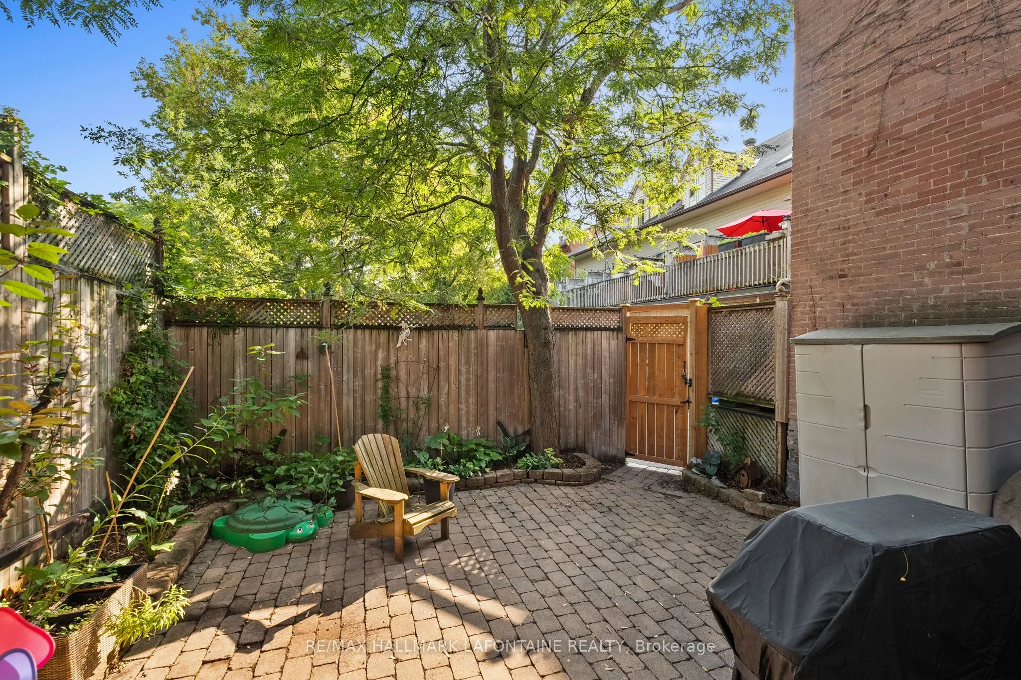 13 Cathcart Square
