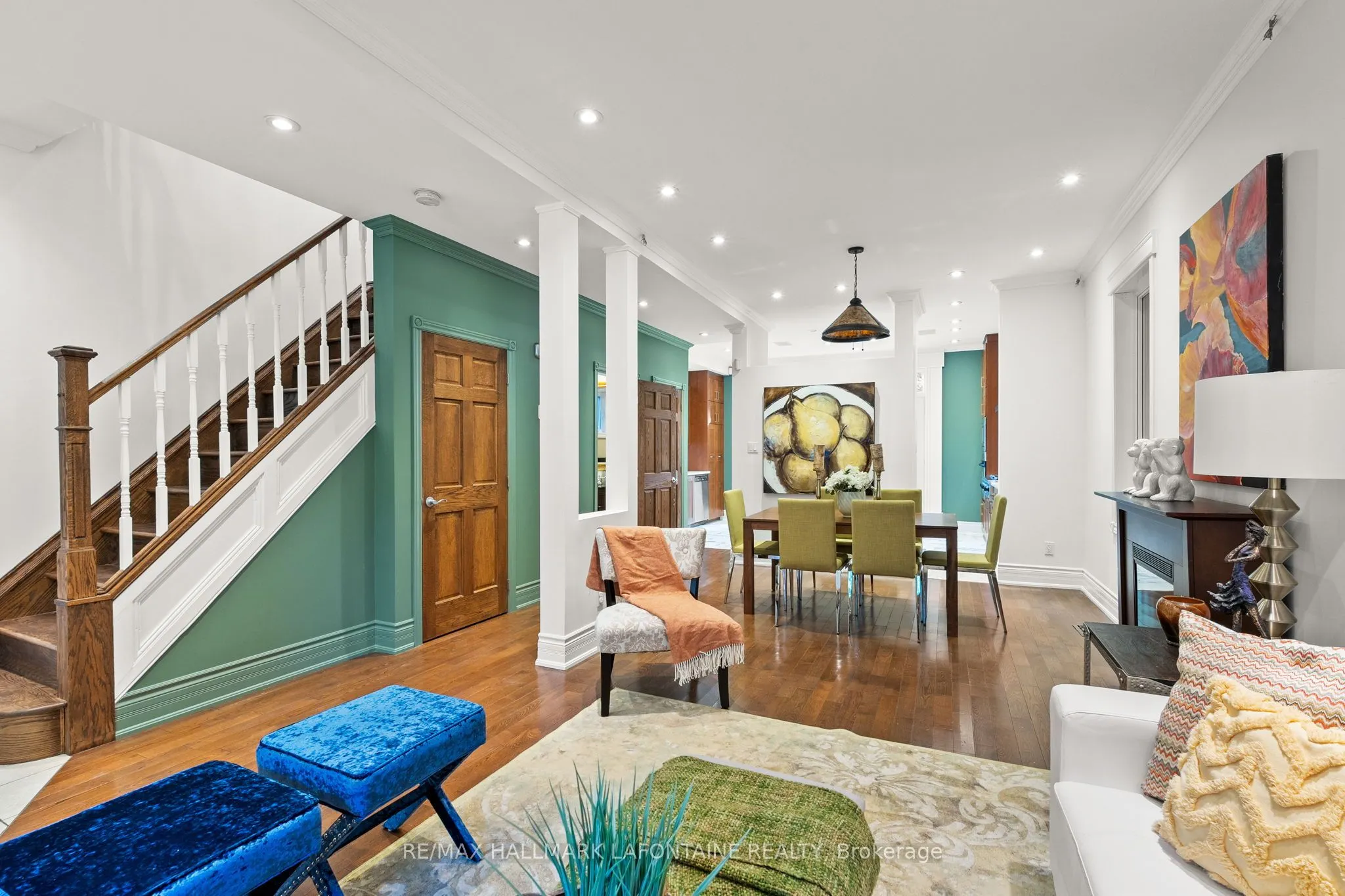 13 Cathcart Square